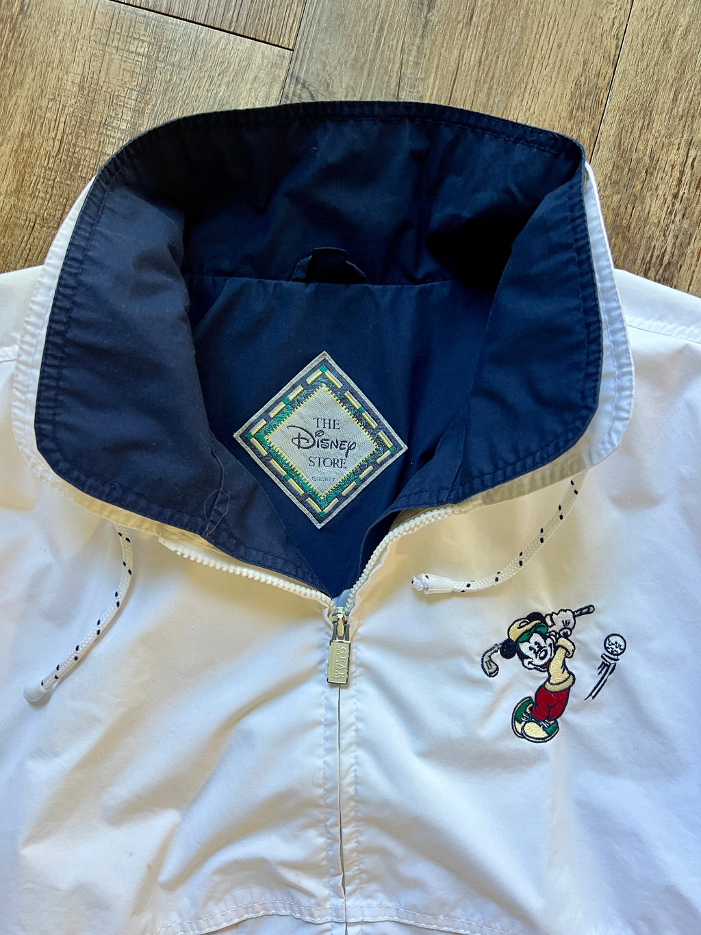 991 -White The Disney Store Embroidered Golfing Mickey Golf Jacket - L