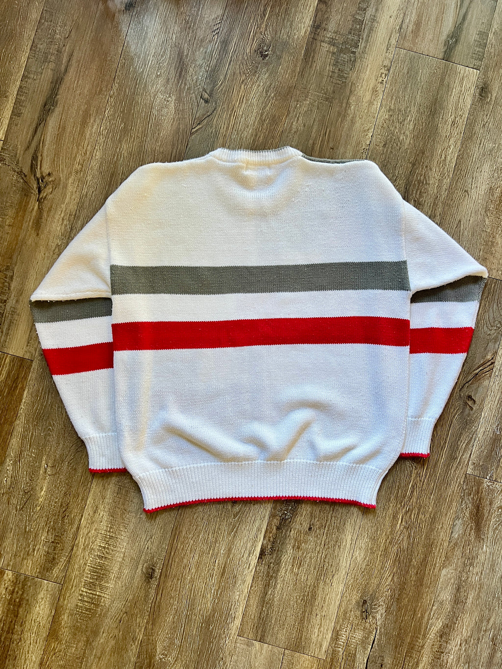 992 -White, Grey, & Red Embroidered Golfing Mickey Golf Sweater - XL