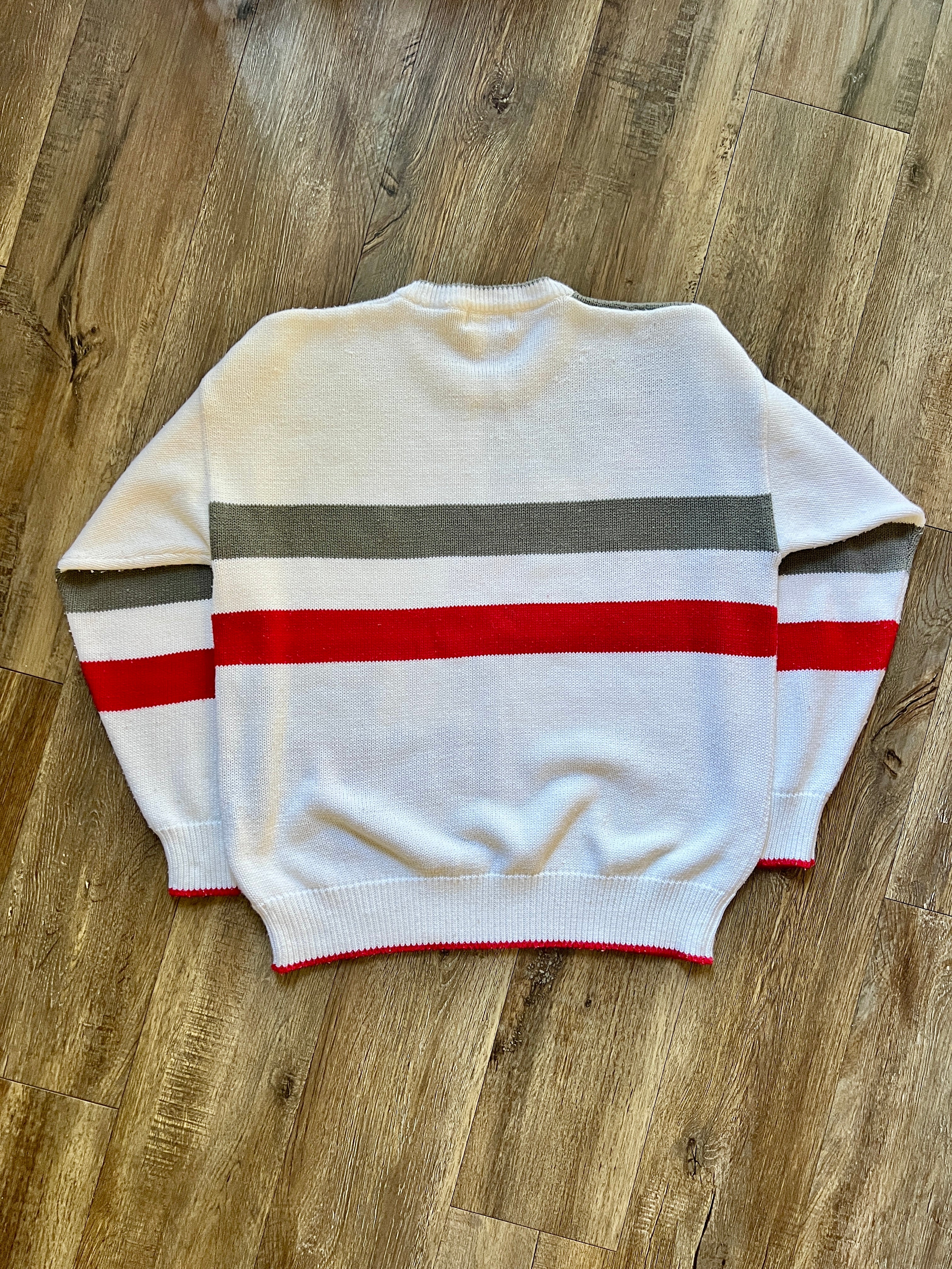992 -White, Grey, & Red Embroidered Golfing Mickey Golf Sweater - XL