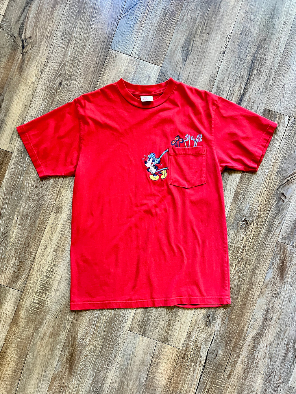 993 -Red Embroidered Mickey Golf Clubs in Pocket Shirt - M