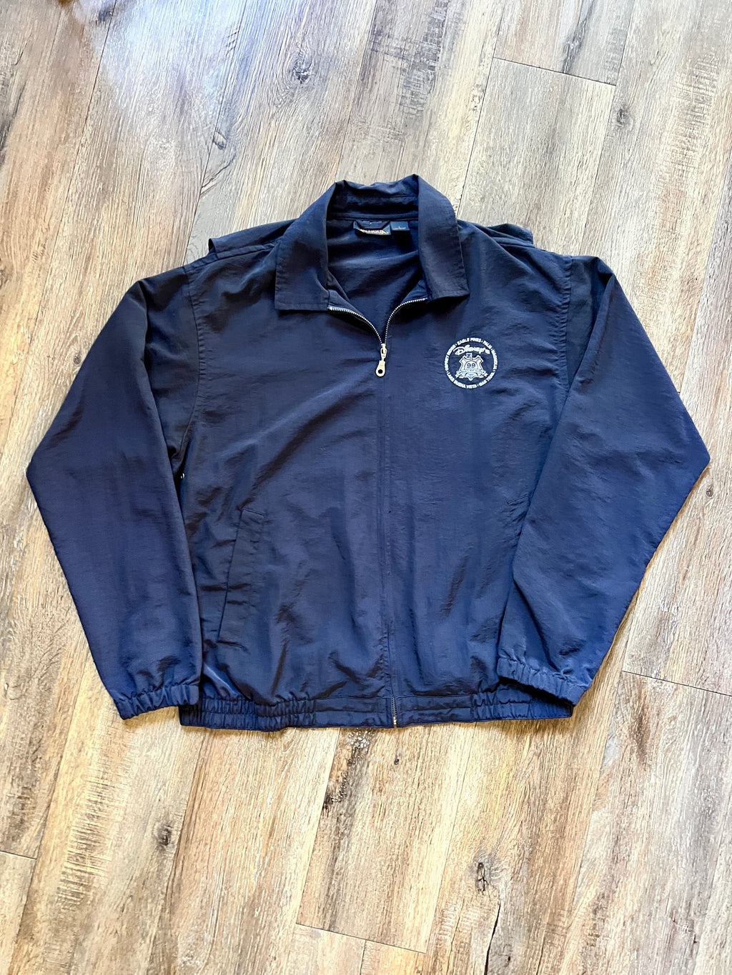 1000 -Navy Embroidered 99 Holes of Golf Courses Golf Windbreaker - L