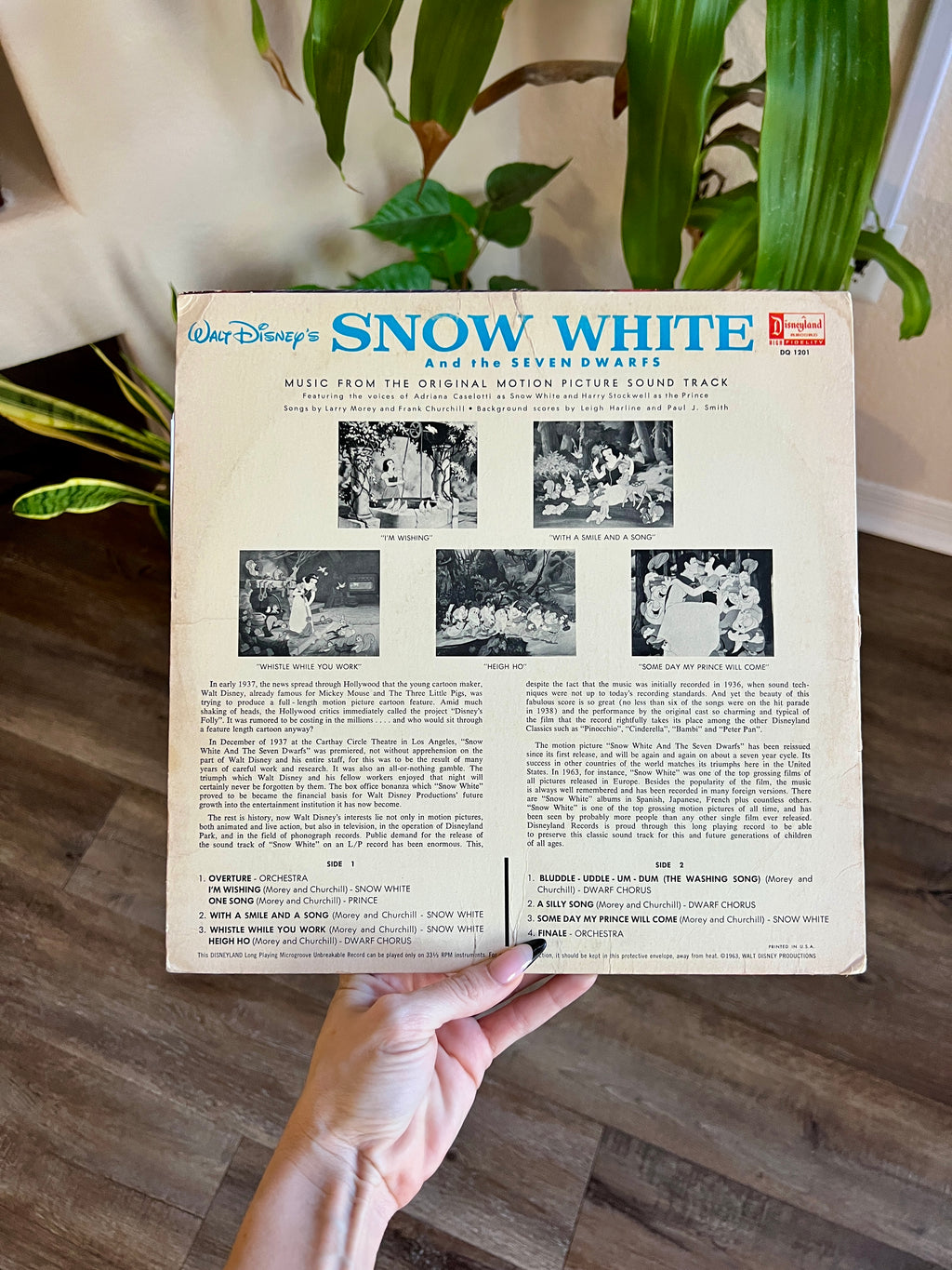 1024 -Snow White & The Seven Dwarfs Record 33