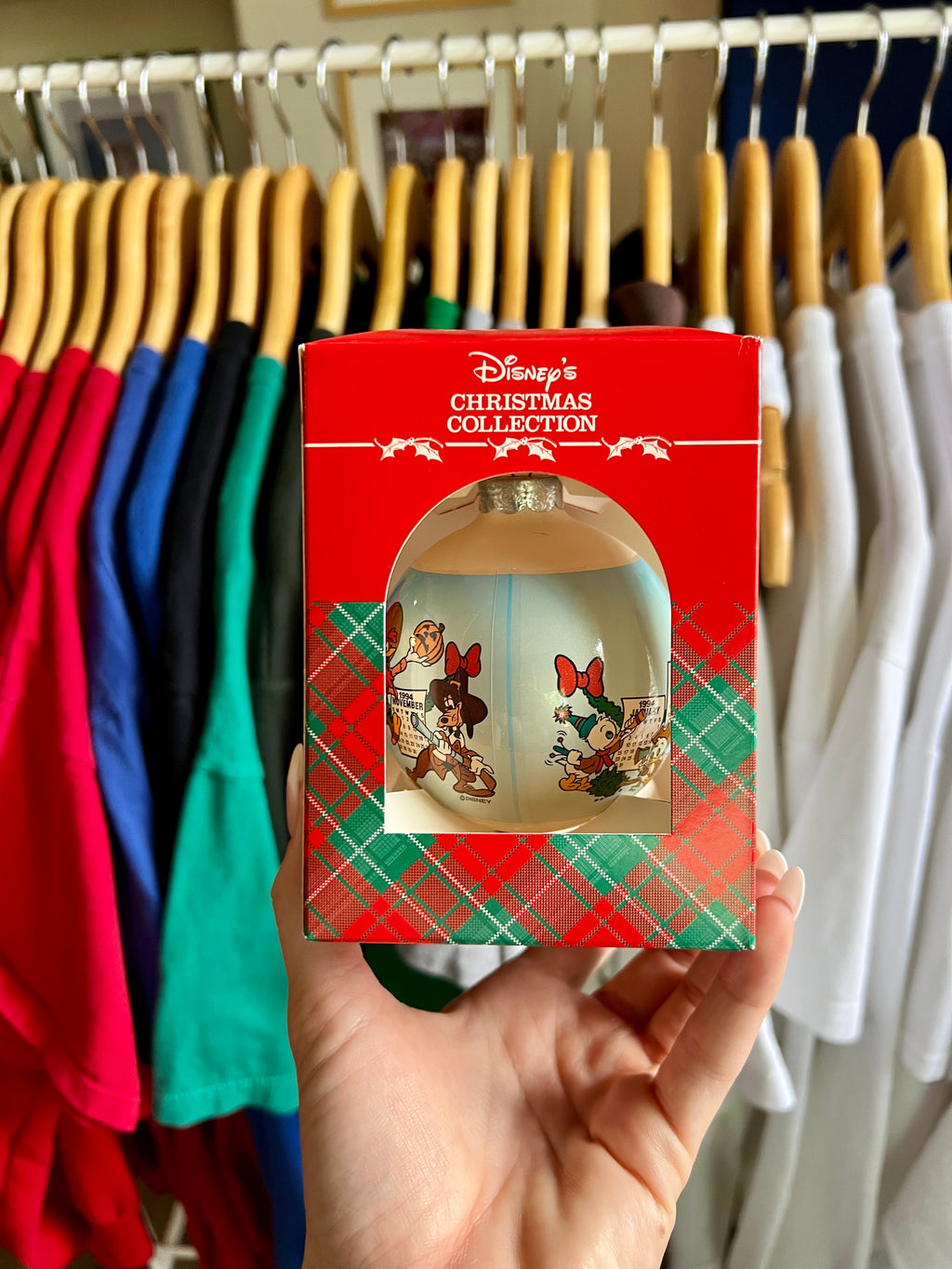 438 -1994 Mickey Christmas Calendar Ornament