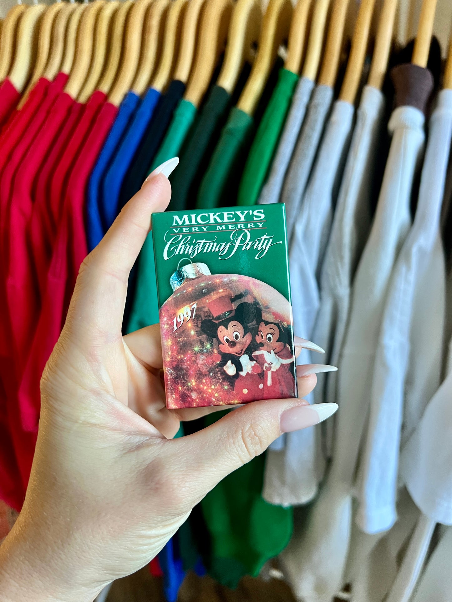 466 -1997 Mickey's Very Christmas Party Button