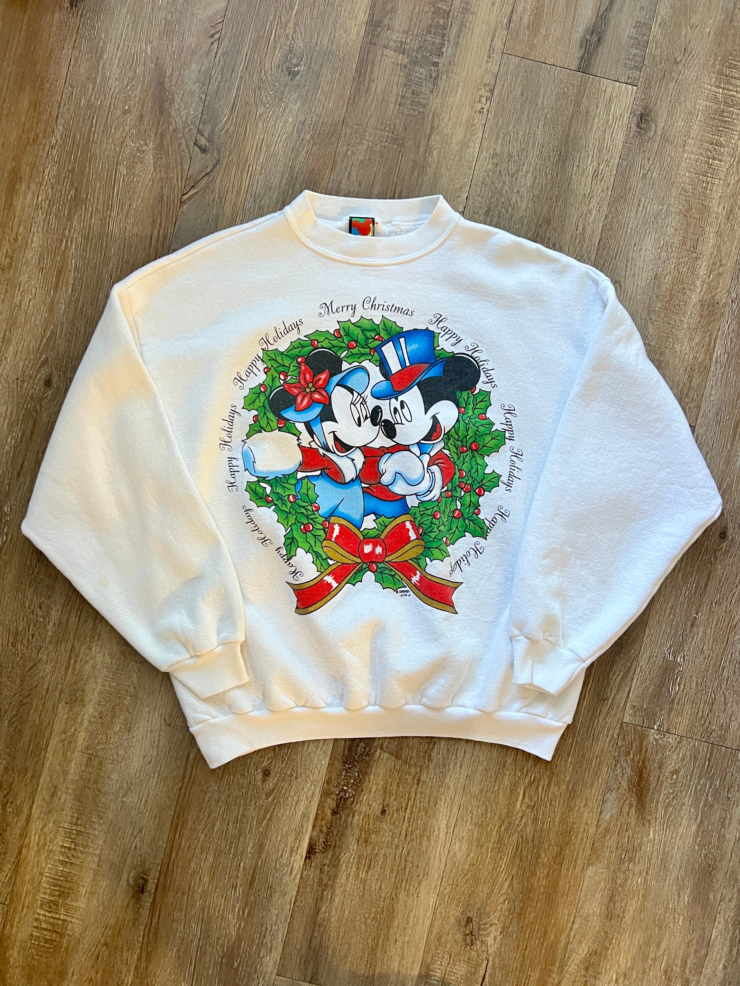 404 -White Merry Christmas Happy Holidays Mickey & Minnie Wreath Crewneck - XL