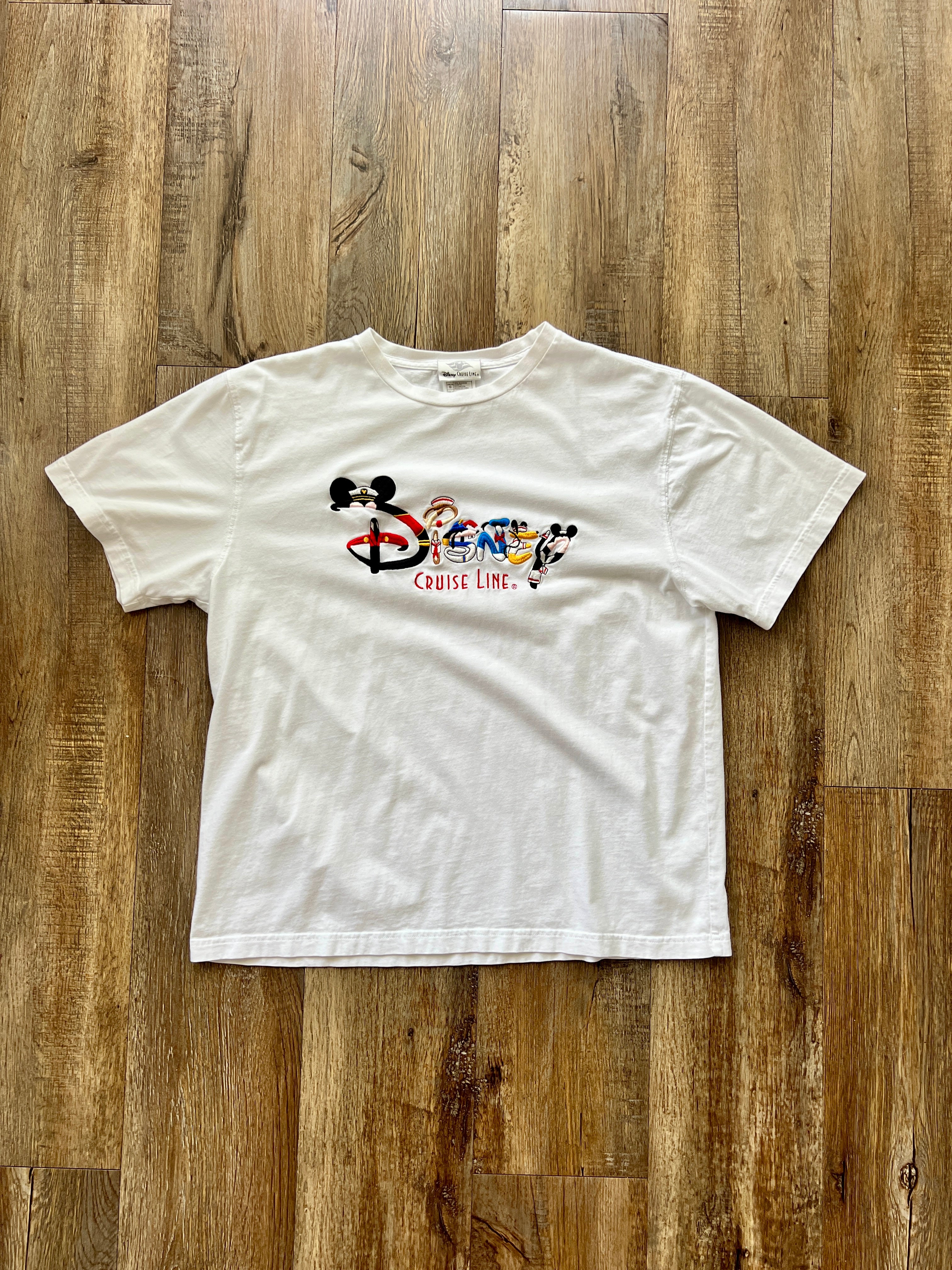 157 -White Character Letter Disney Cruise Line Tee L