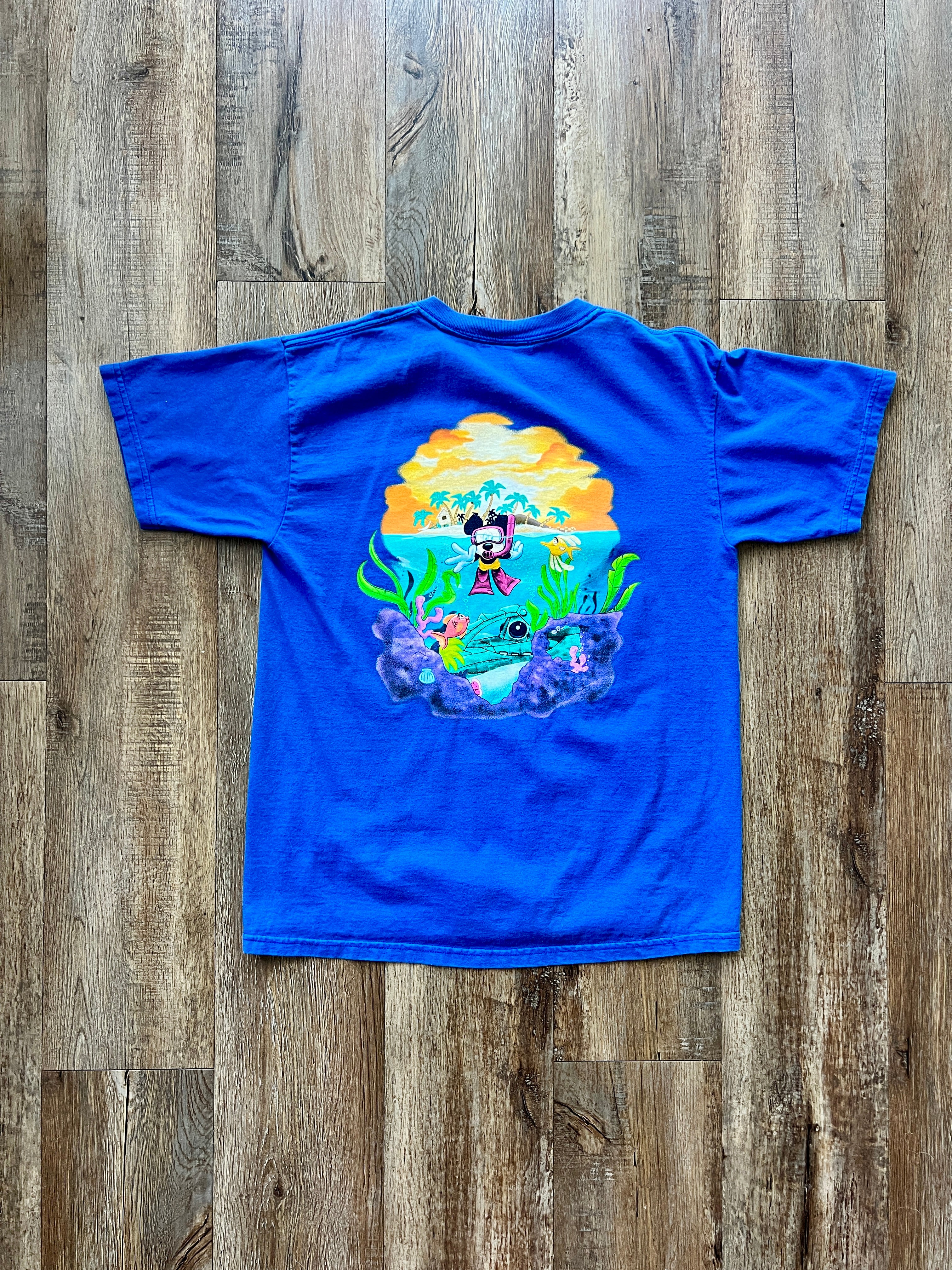 153 -Blue Castaway Cay Swimming Mickey Tee M