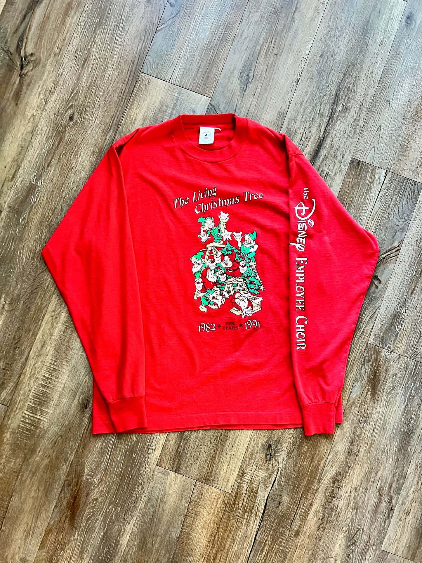 416 -Red Seven Dwarfs The Living Christmas Tree Employee Choir Long Sleeve - XL