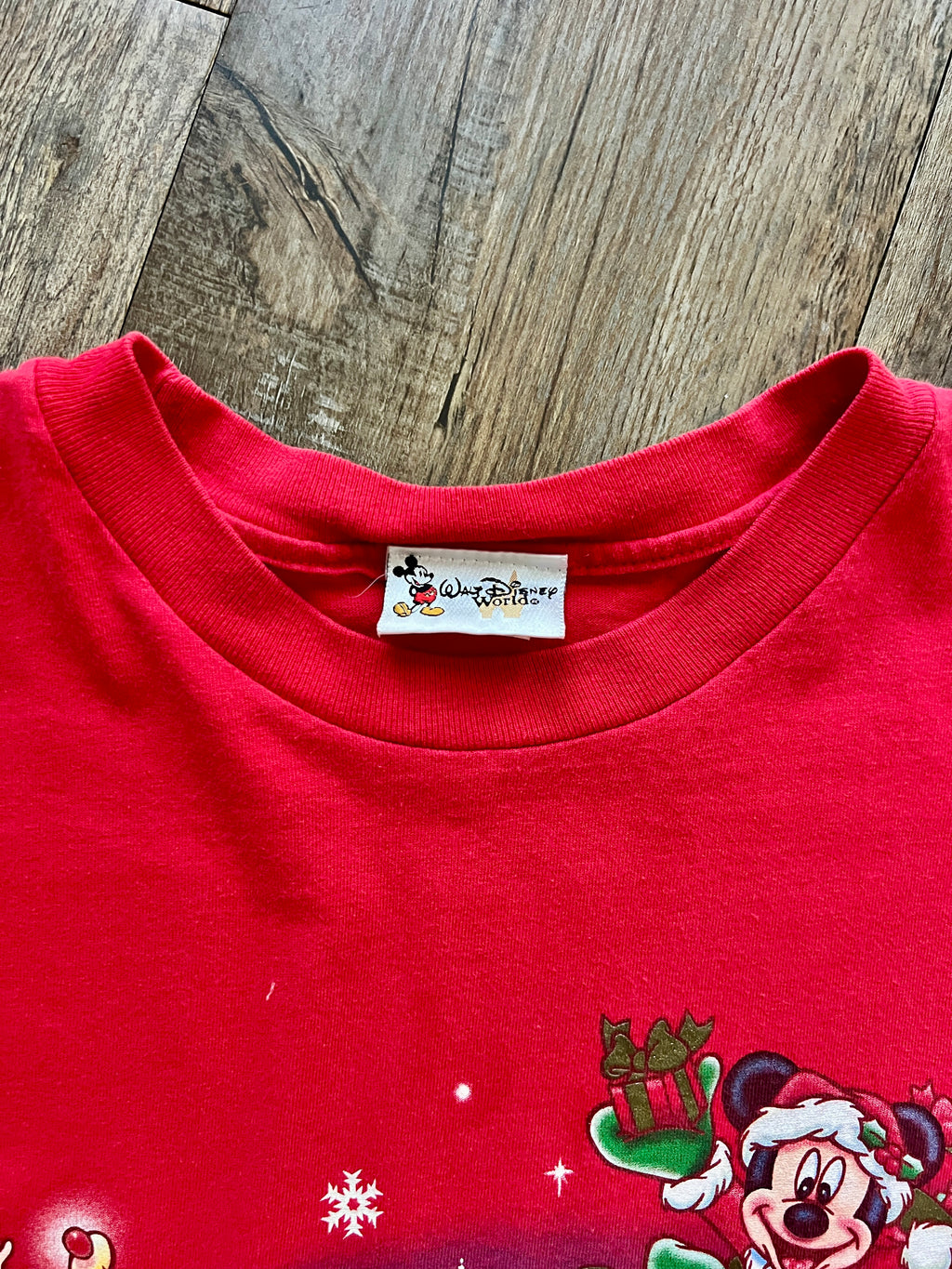382 -Red Mickey & Pluto Reindeer Sleigh Shirt - L
