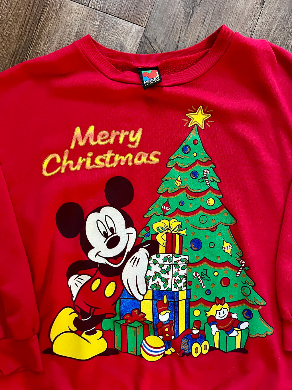 380 -Red Mickey Christmas Tree Merry Christmas Crewneck - L