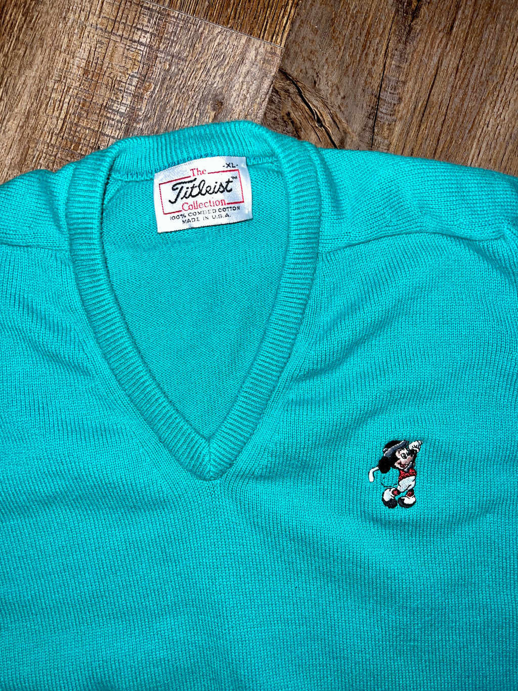 1009 -Teal Embroidered Golfing Mickey Titleist Sweater - XL