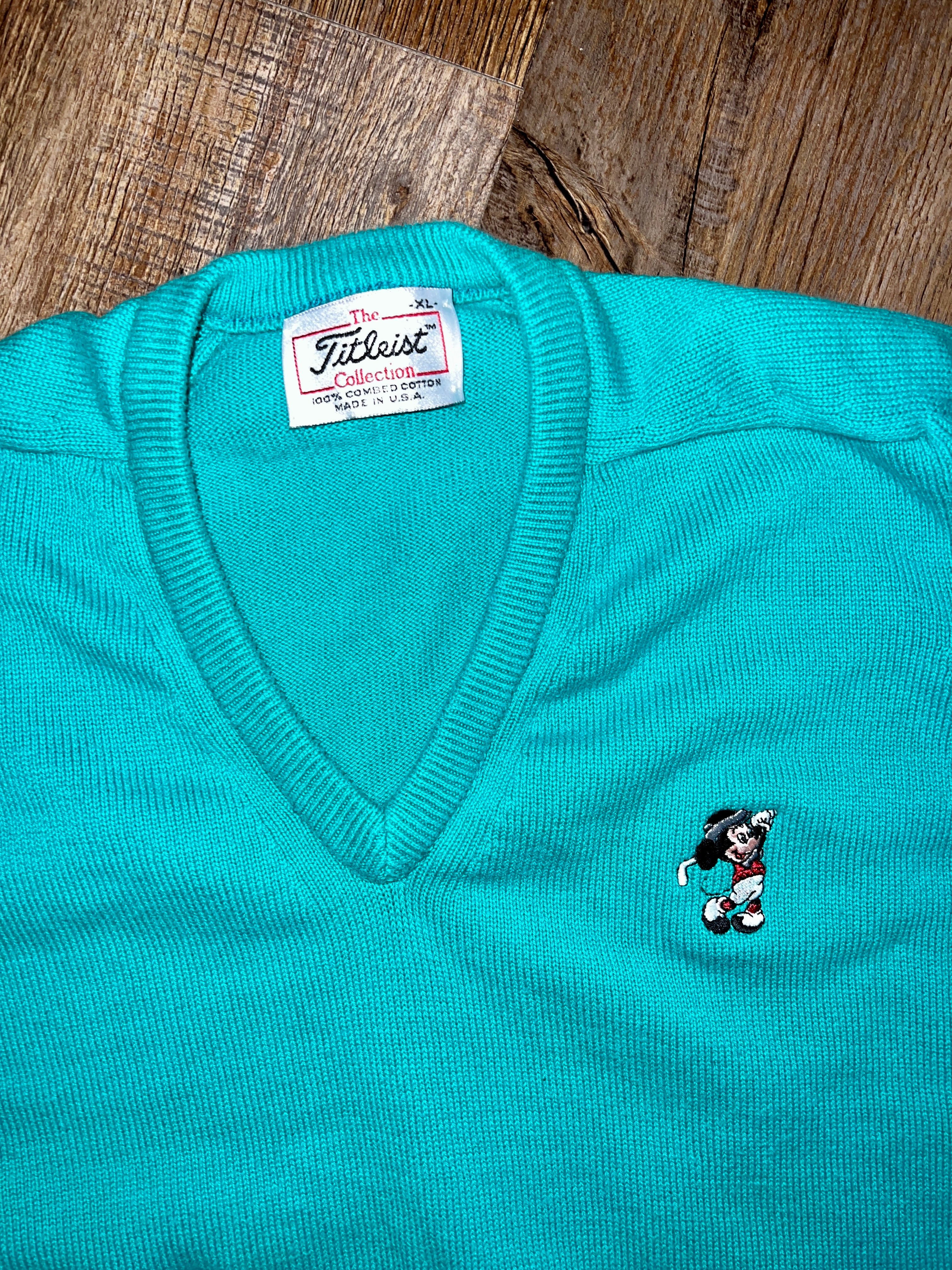 1009 -Teal Embroidered Golfing Mickey Titleist Sweater - XL