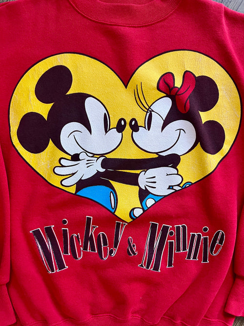 1049 -Red Yellow Heart Mickey & Minnie Hugging Crewneck - NT / S