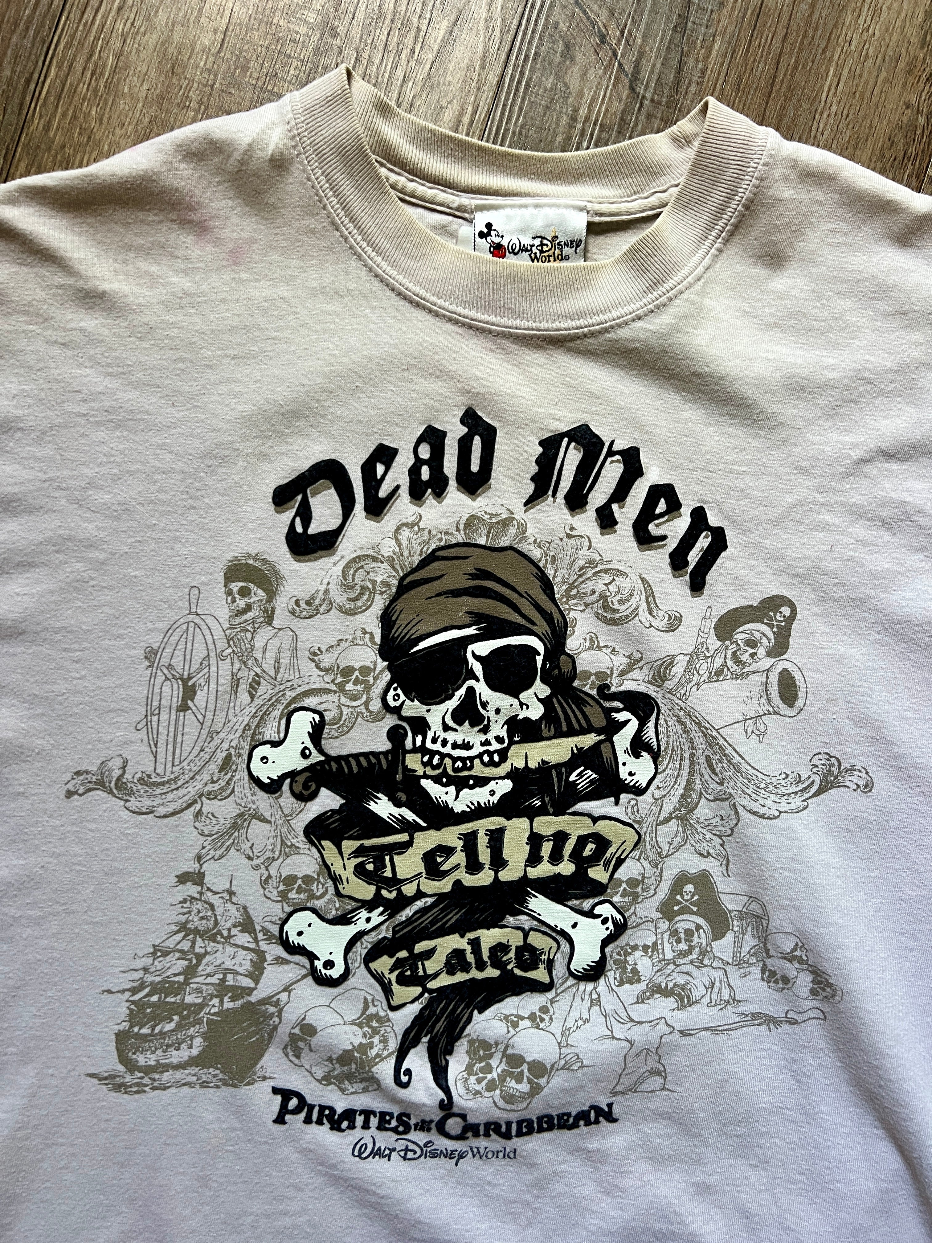 474 -Cream WDW Pirates of the Caribbean Dead Men Tell No Tales Shirt - L