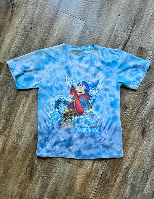 477 -Blue Tie-Dye Sorcerer Mickey Disneyland Shirt - XL
