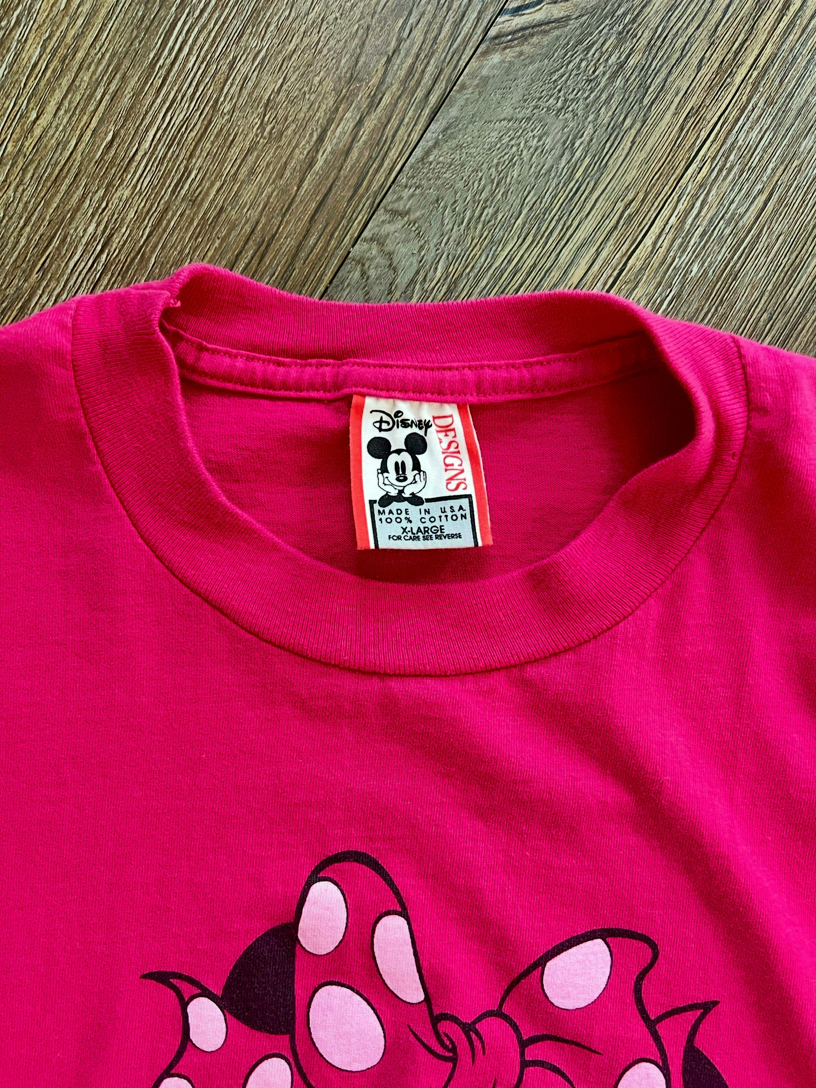 1037 -Red Minnie Holding Mickey Head Flower Bouquet Shirt - XL