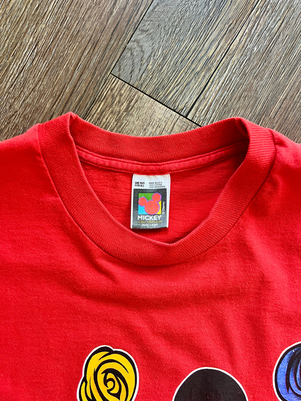 1047 -Red Mickey & Minnie ColorBlock Flowers Shirt - OSFA