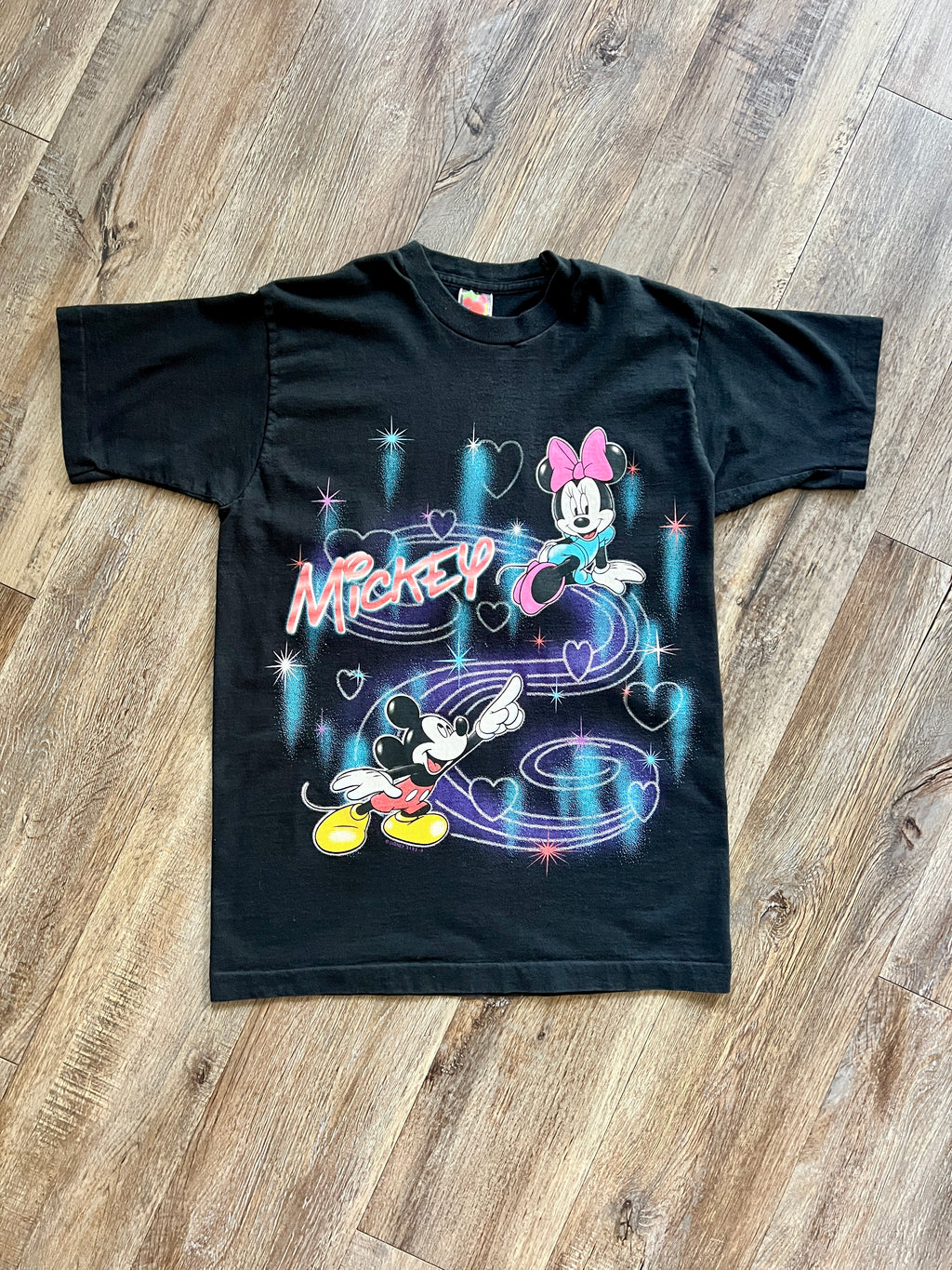 1036 -Black Airbrush Mickey & Minnie Hearts Shirt - M
