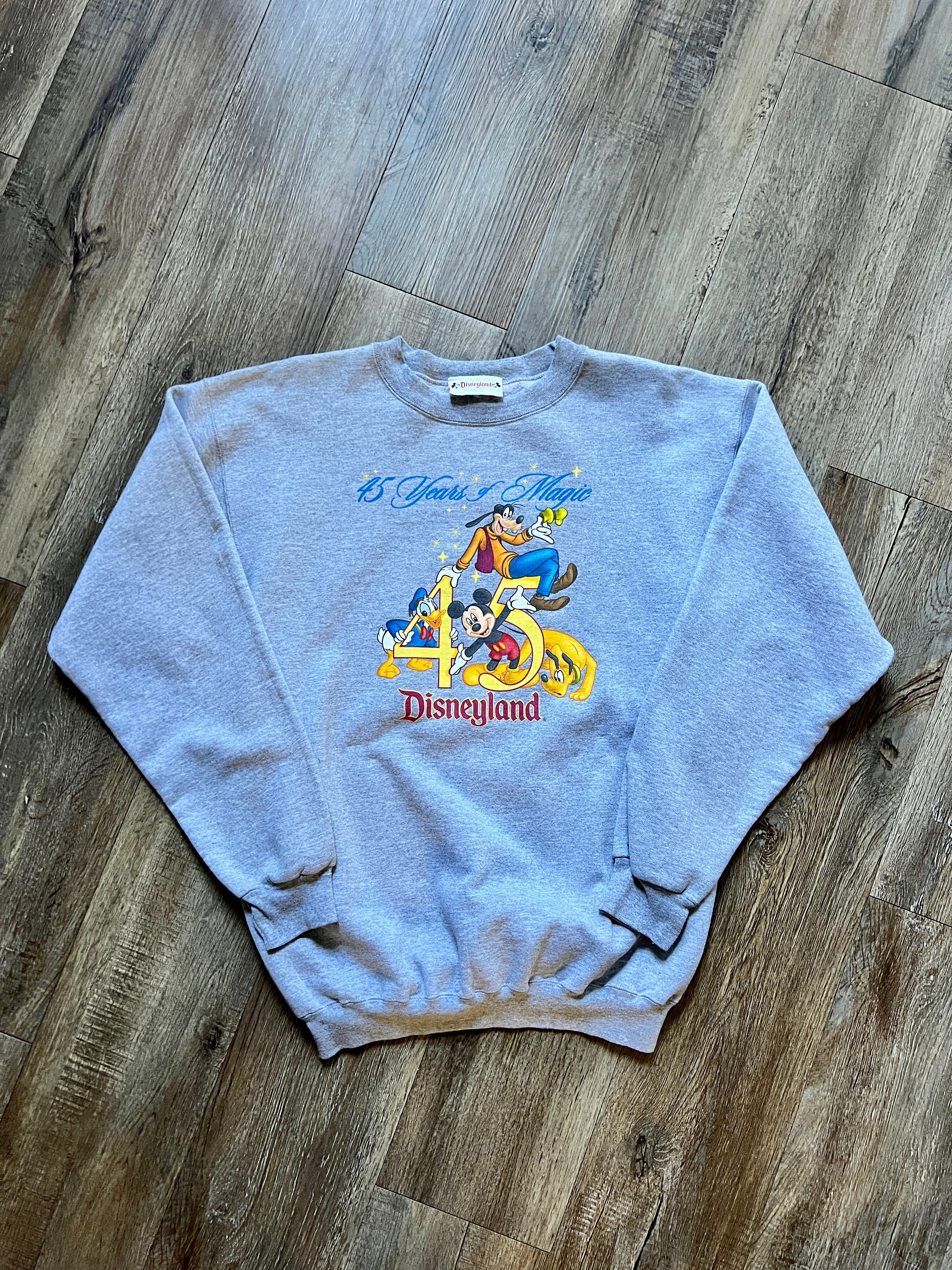 492 - Grey Disneyland 45 Years Magic Character Autograph Crewneck - M