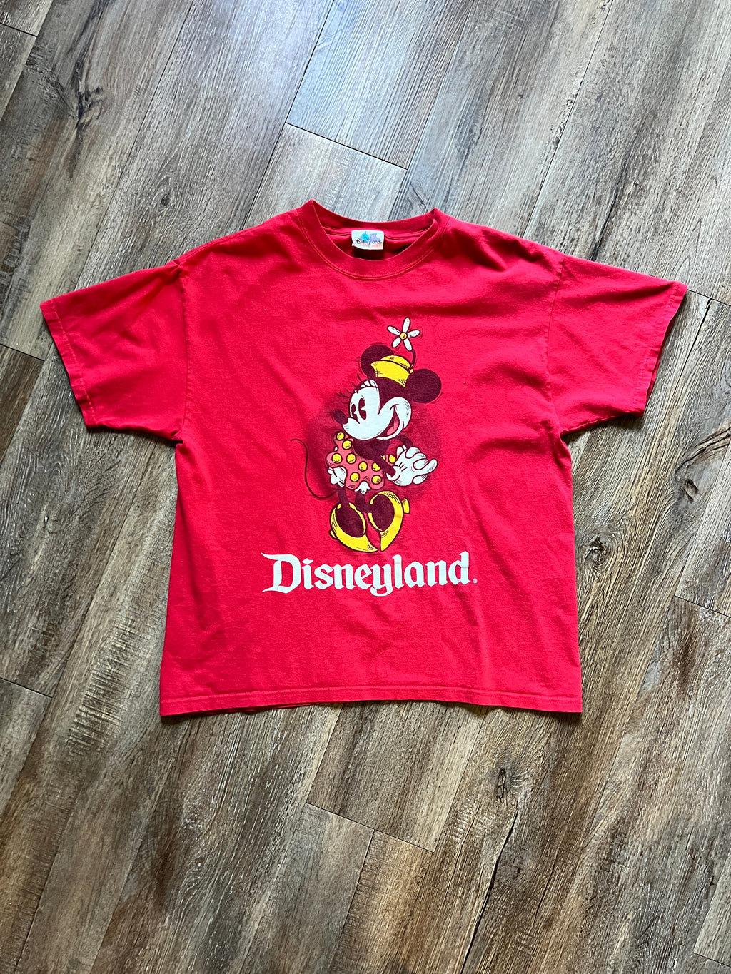 498 -Red Flower Hat Minnie Disneyland Shirt - L