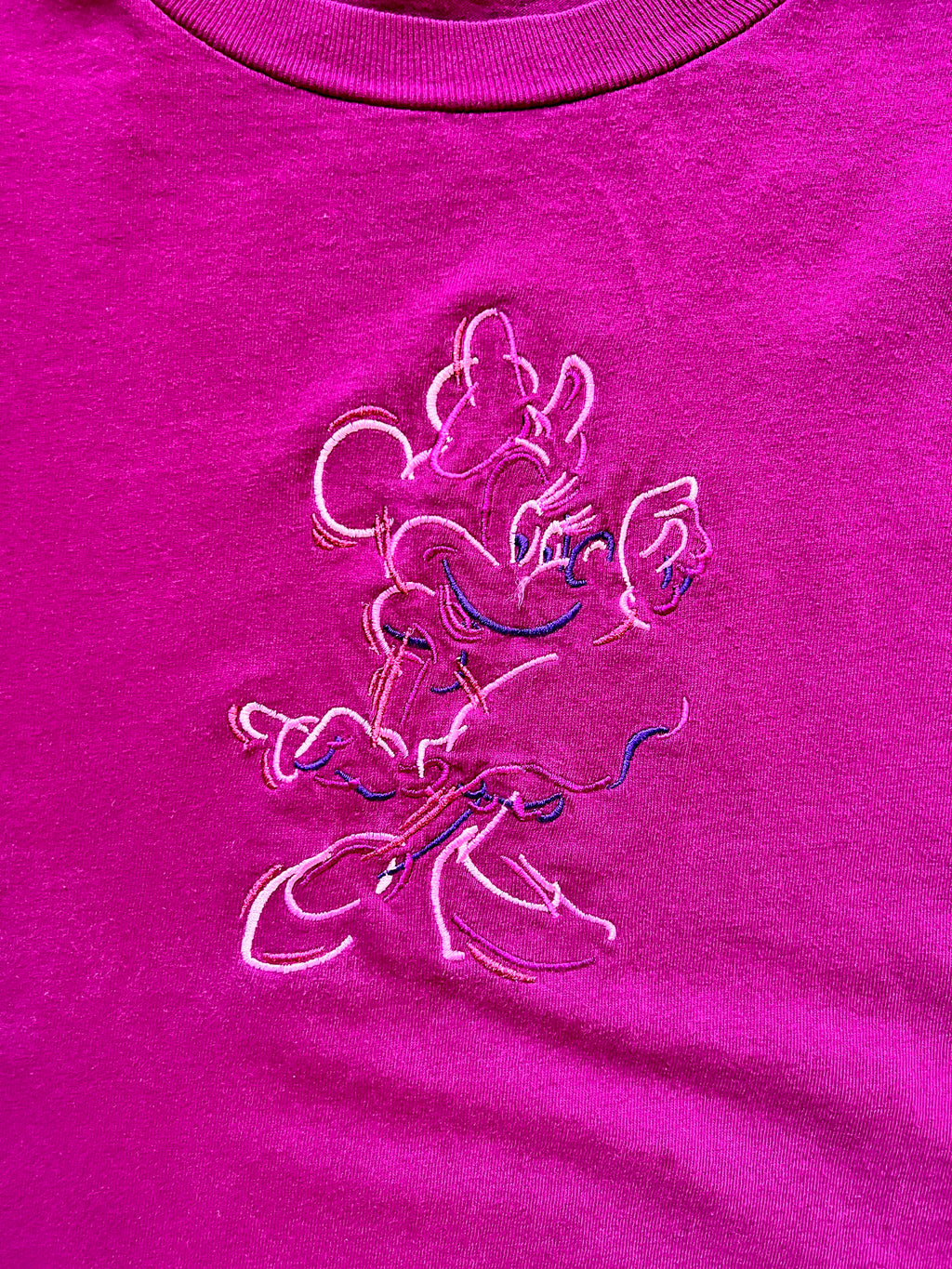 501 -Magenta Embroidered Minnie Silhouette Shirt - XL