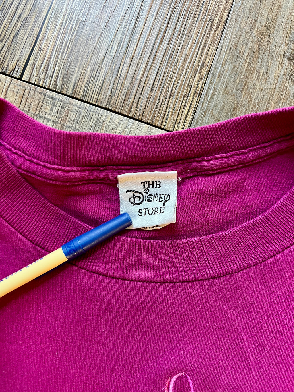501 -Magenta Embroidered Minnie Silhouette Shirt - XL