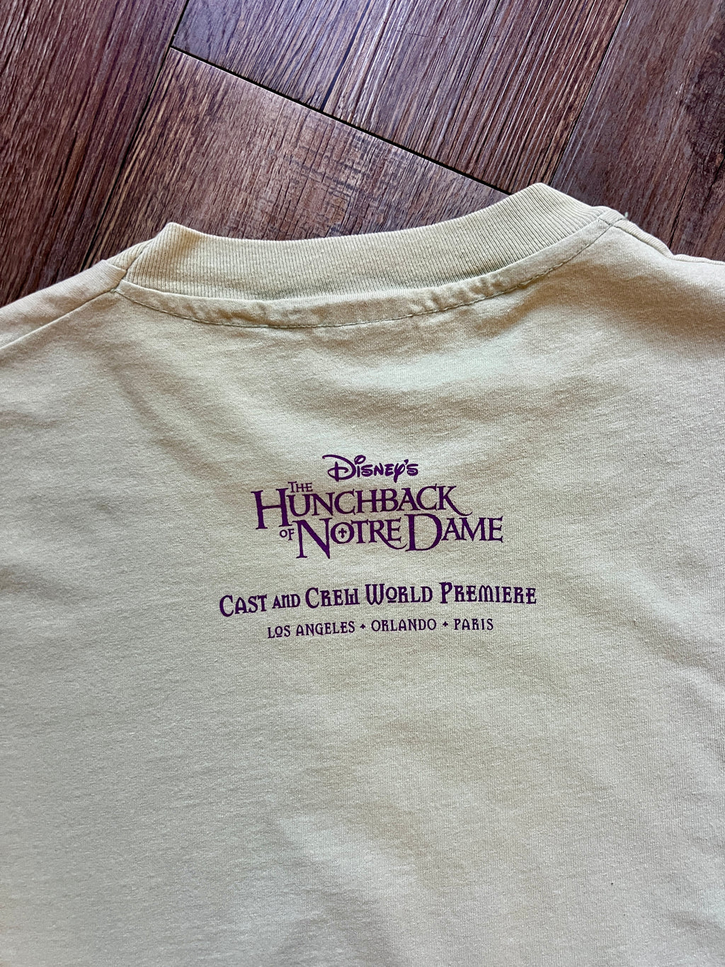 505 -Mint The of Notre Dame Sanctuary Paris Cast & Crew World Premiere Shirt - XL