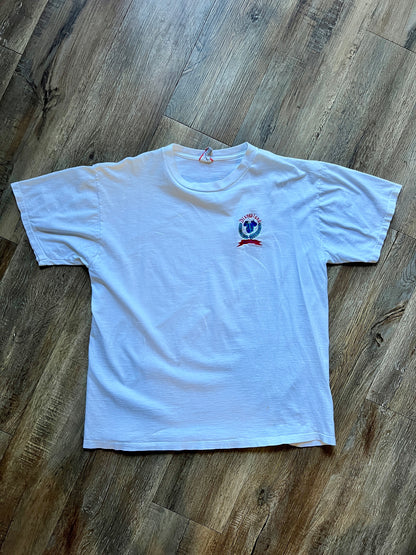510 -White Embroidered Disneyland Hotel Pocket Tee - XL