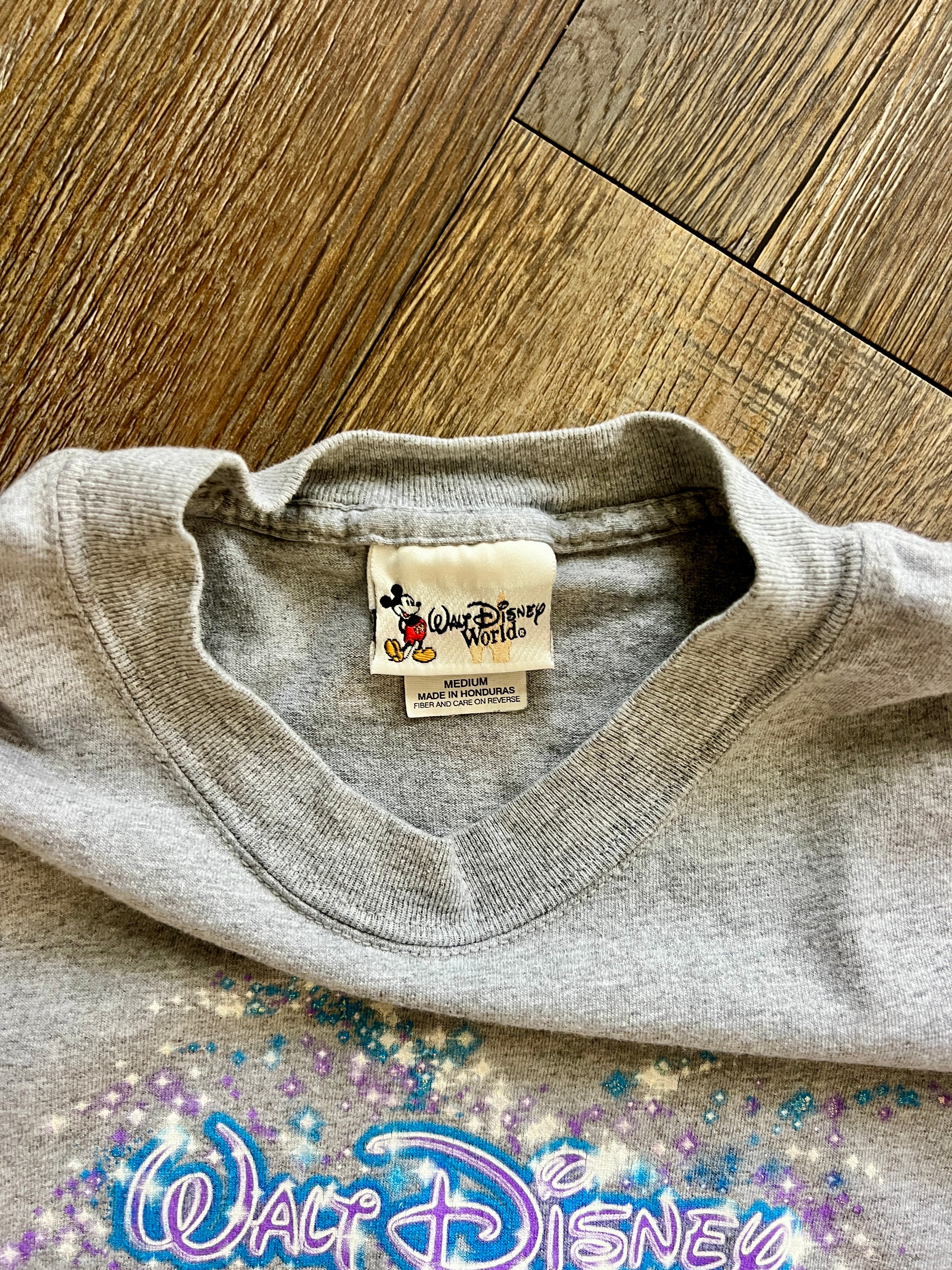 1071 -Grey Sorcerer Mickey Magic WDW Logo Shirt - M