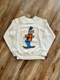 1098 -White Standing Goofy TWDC Crewneck -S