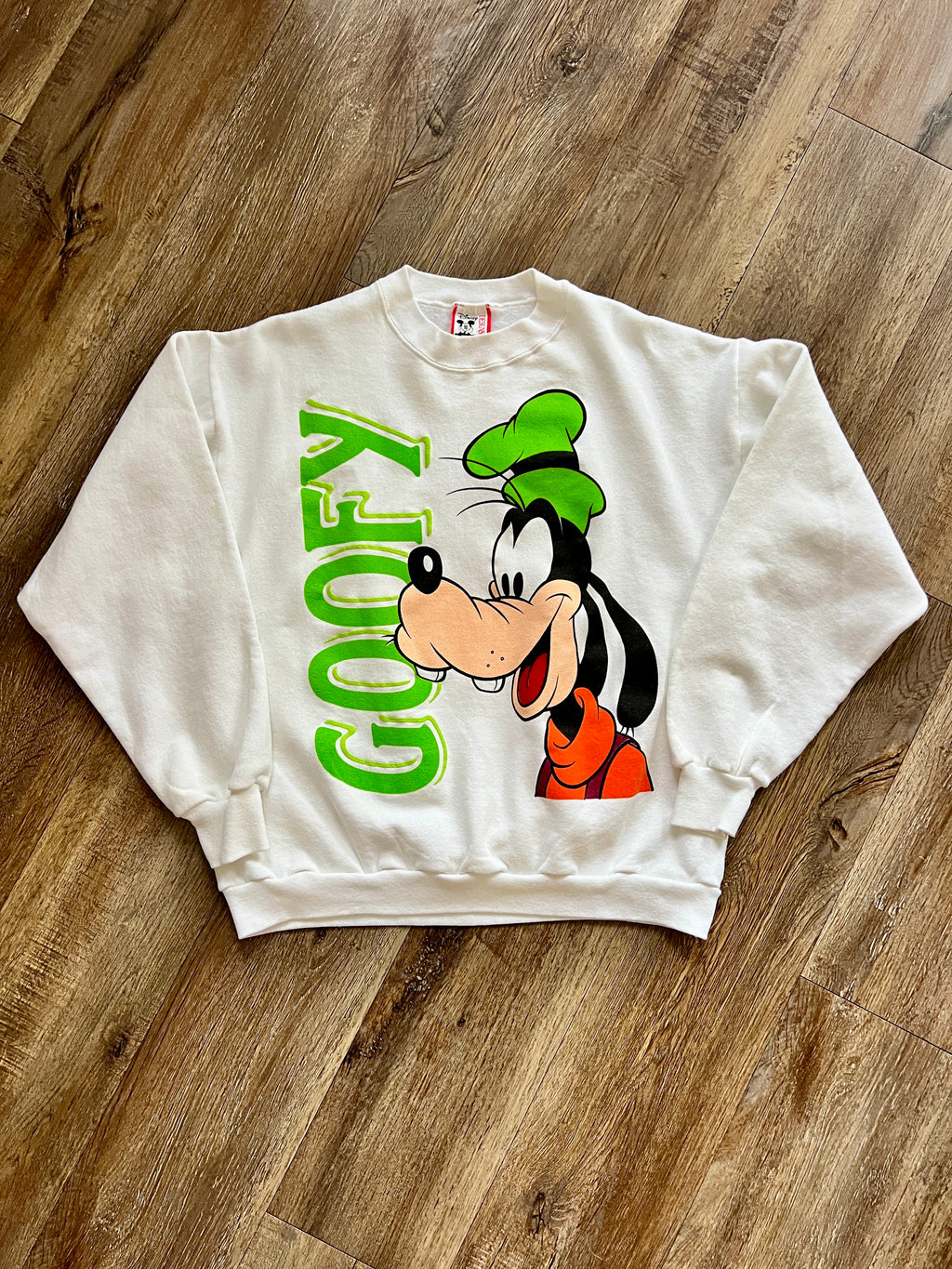 1099 -White & Green Goofy Front & Back Hit Character Crewneck -L