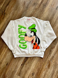 1099 -White & Green Goofy Front & Back Hit Character Crewneck -L