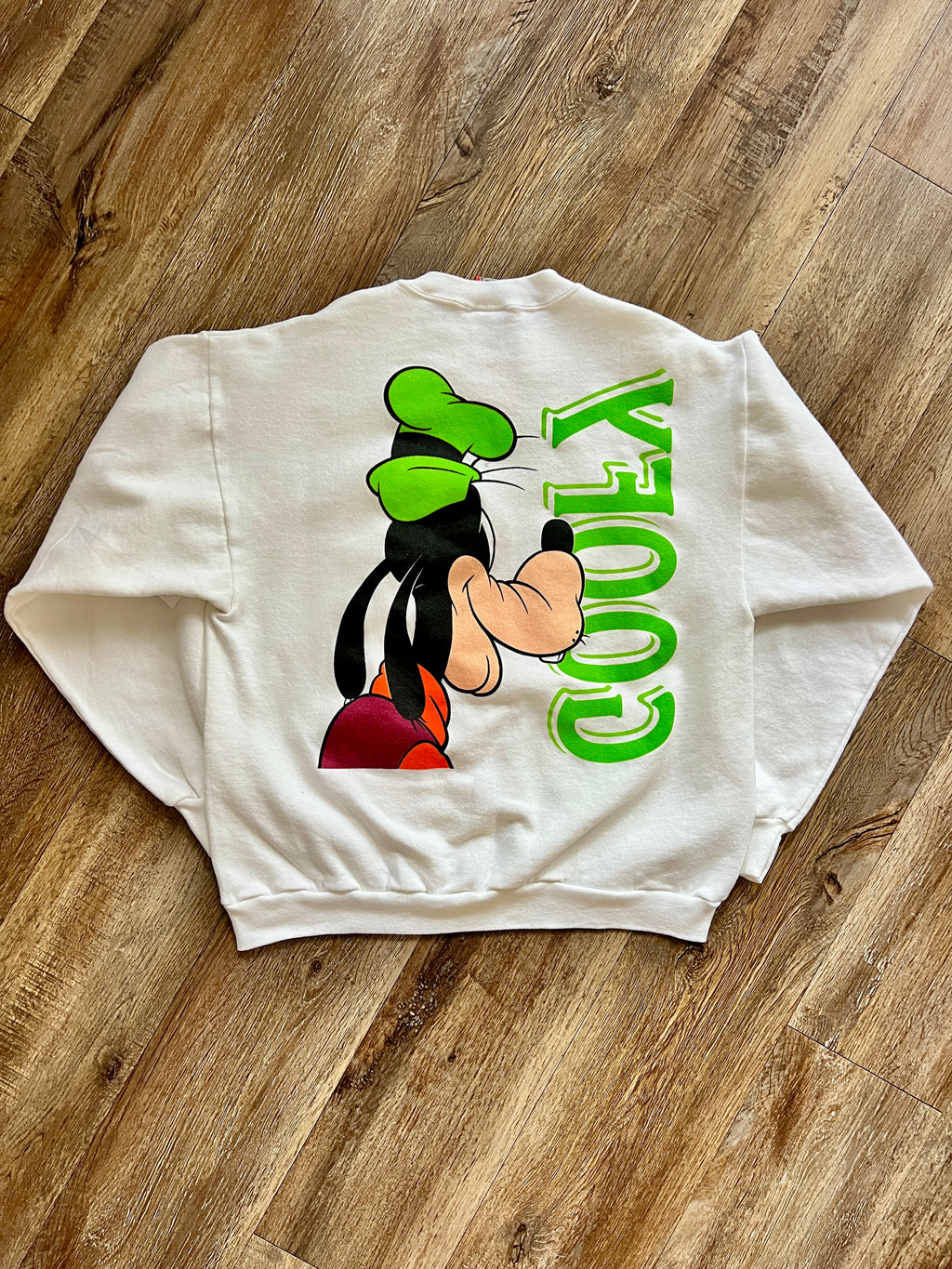 1099 -White & Green Goofy Front & Back Hit Character Crewneck -L