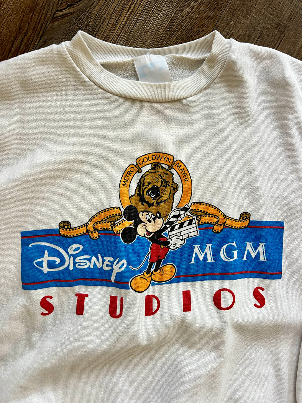 1107 -White MGM Studios Logo Mickey Crewneck