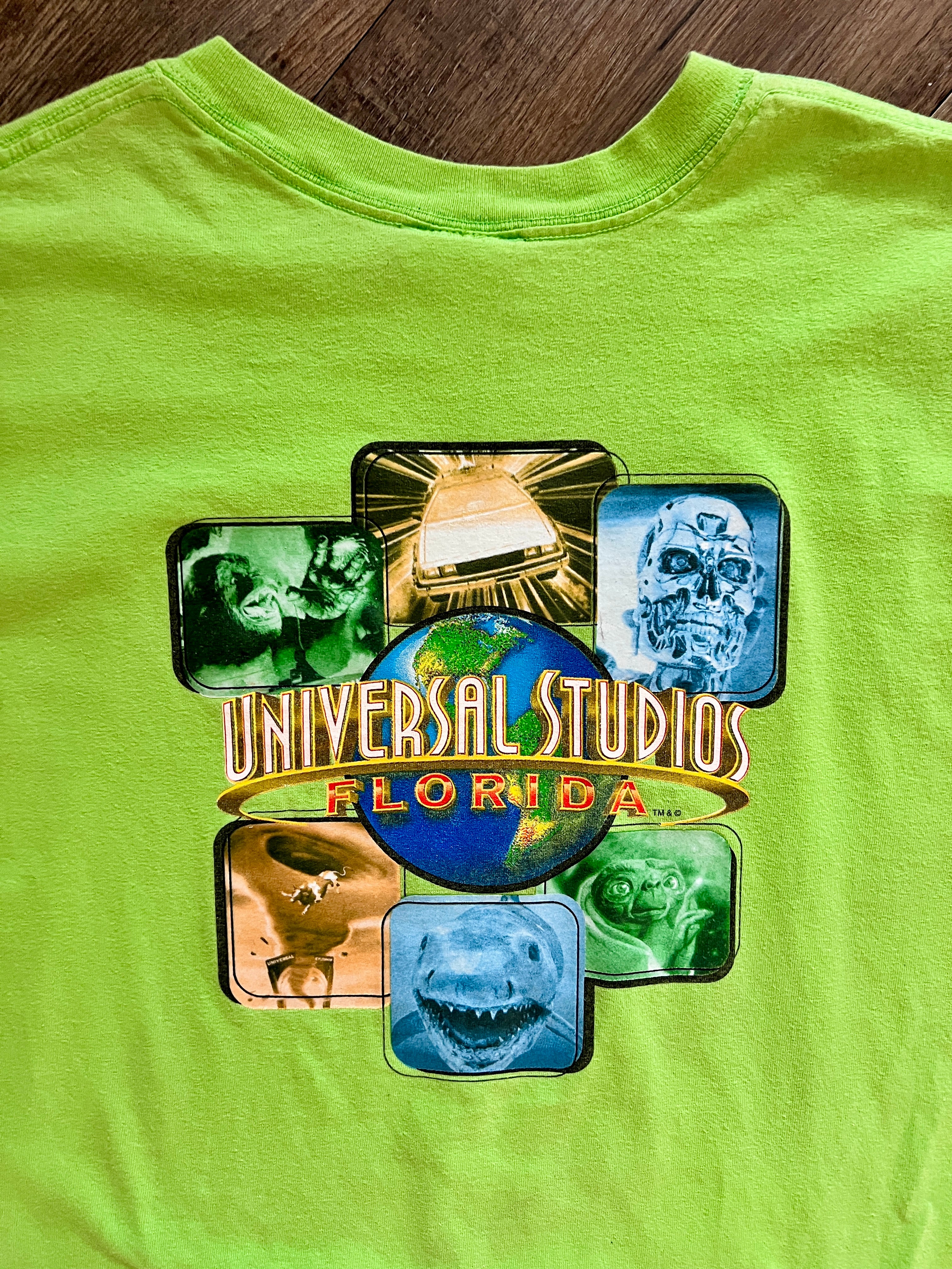 1402 - Green Universal Studios Attraction Icon Tee - L