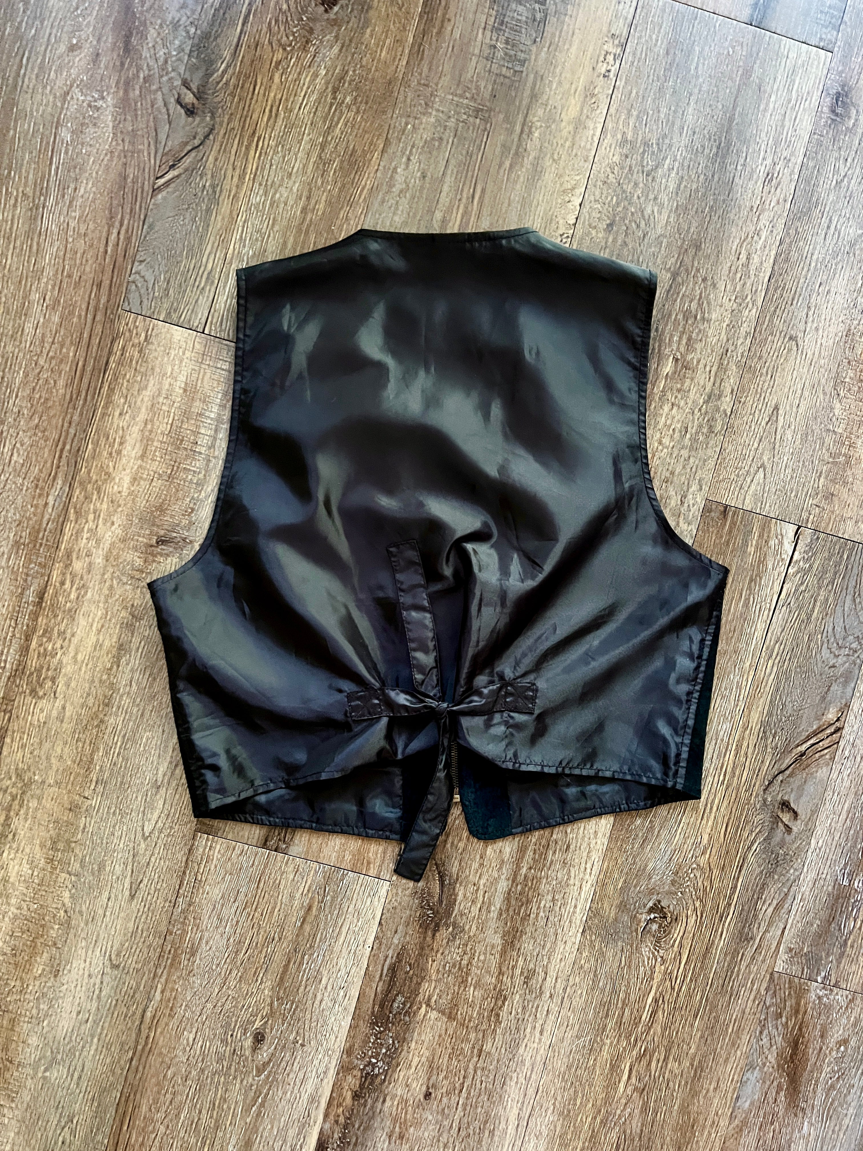 551 -Black Suede Embroidered WTP Honey & Leaves Zip Up Vest - L