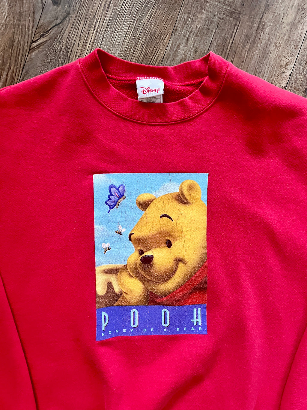594 -Red WTP Pooh Honey of a Bear Crewneck - XL