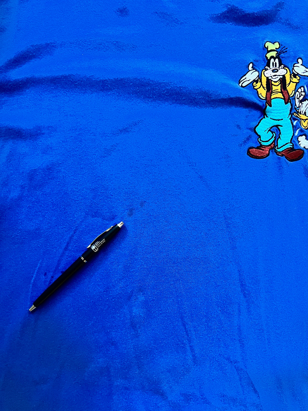 310 -Blue Embroidered Confused Goofy Angry Donald Pocket Shirt - L