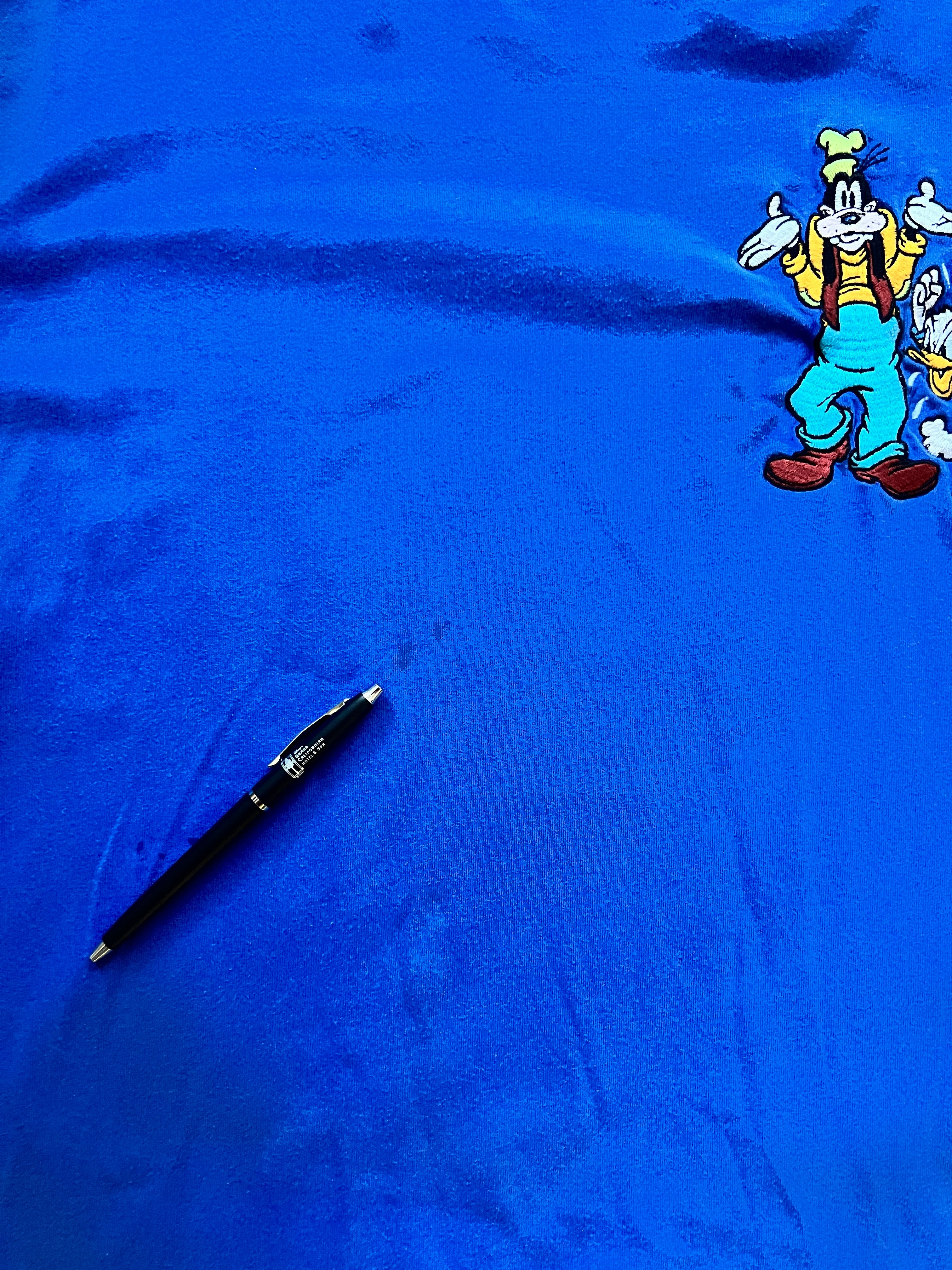 310 -Blue Embroidered Confused Goofy Angry Donald Pocket Shirt - L