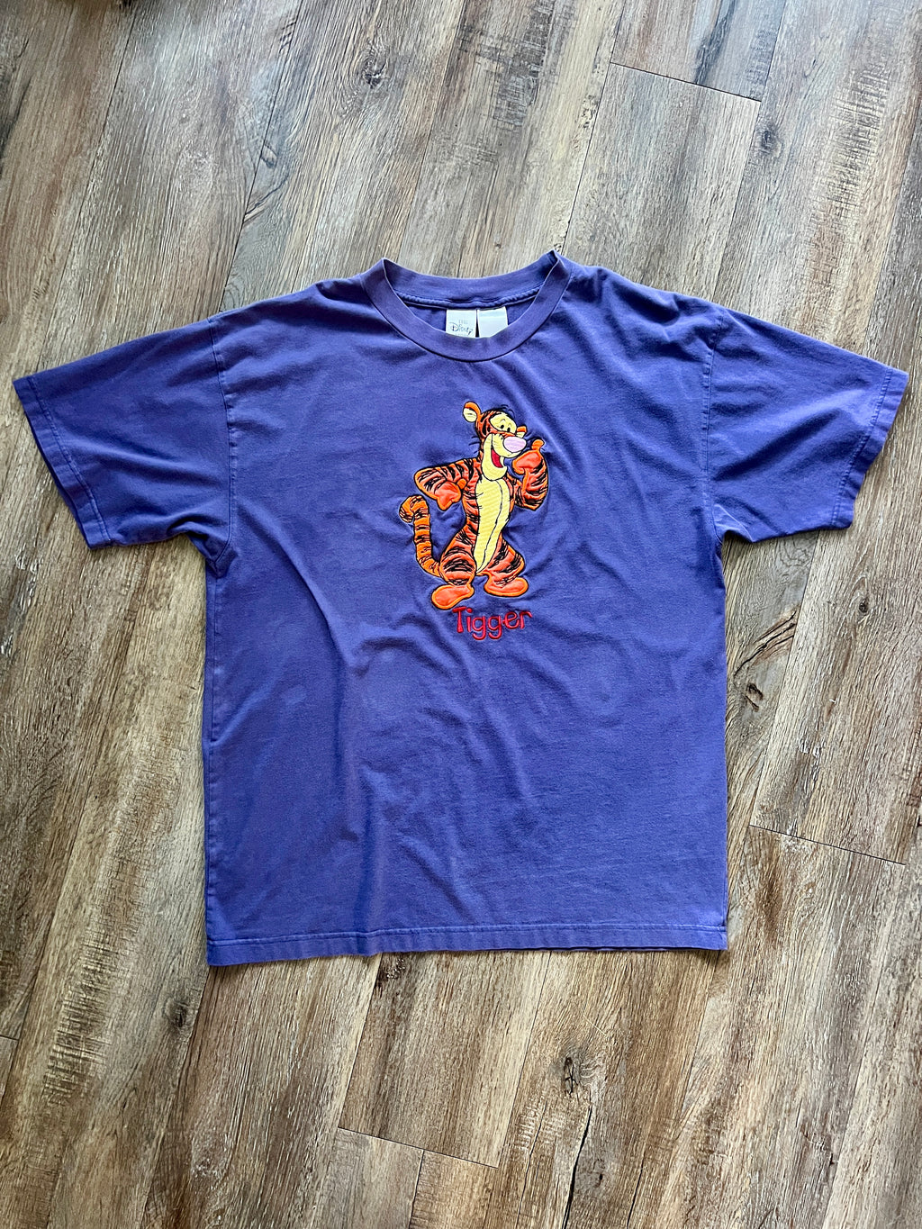 610 -Purple Applique Tigger Tee - XL