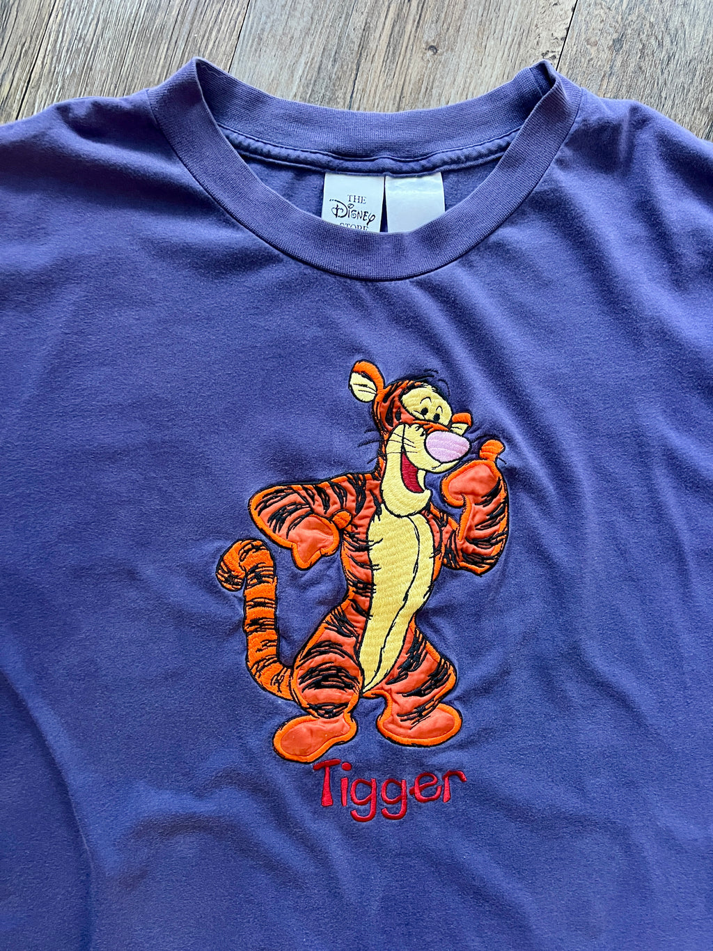 610 -Purple Applique Tigger Tee - XL