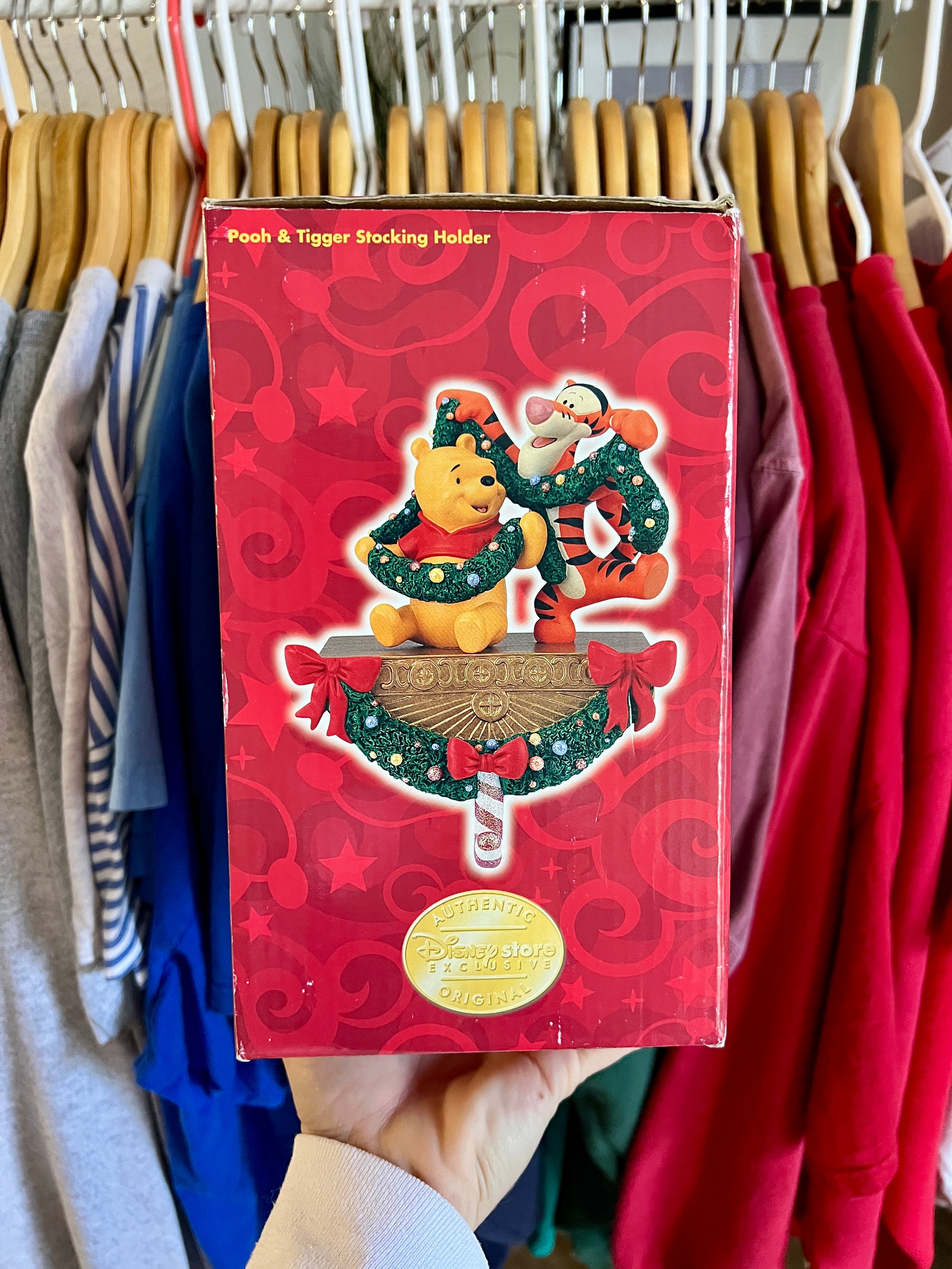 618 -WTP & Tigger Ornament Garland Candy Cane Stocking Hanger