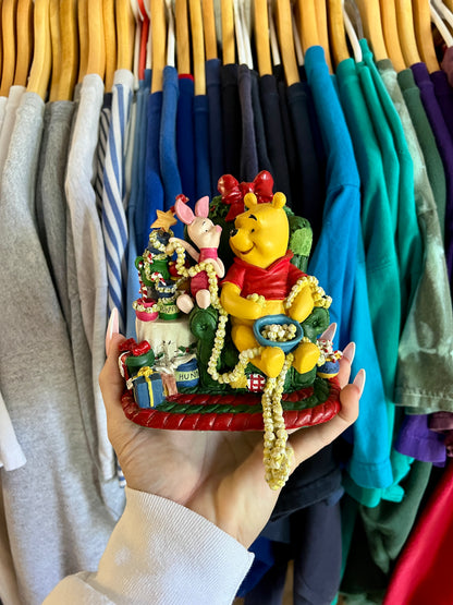 617 -WTP & Piglet Popcorn Garland Stocking Hanger