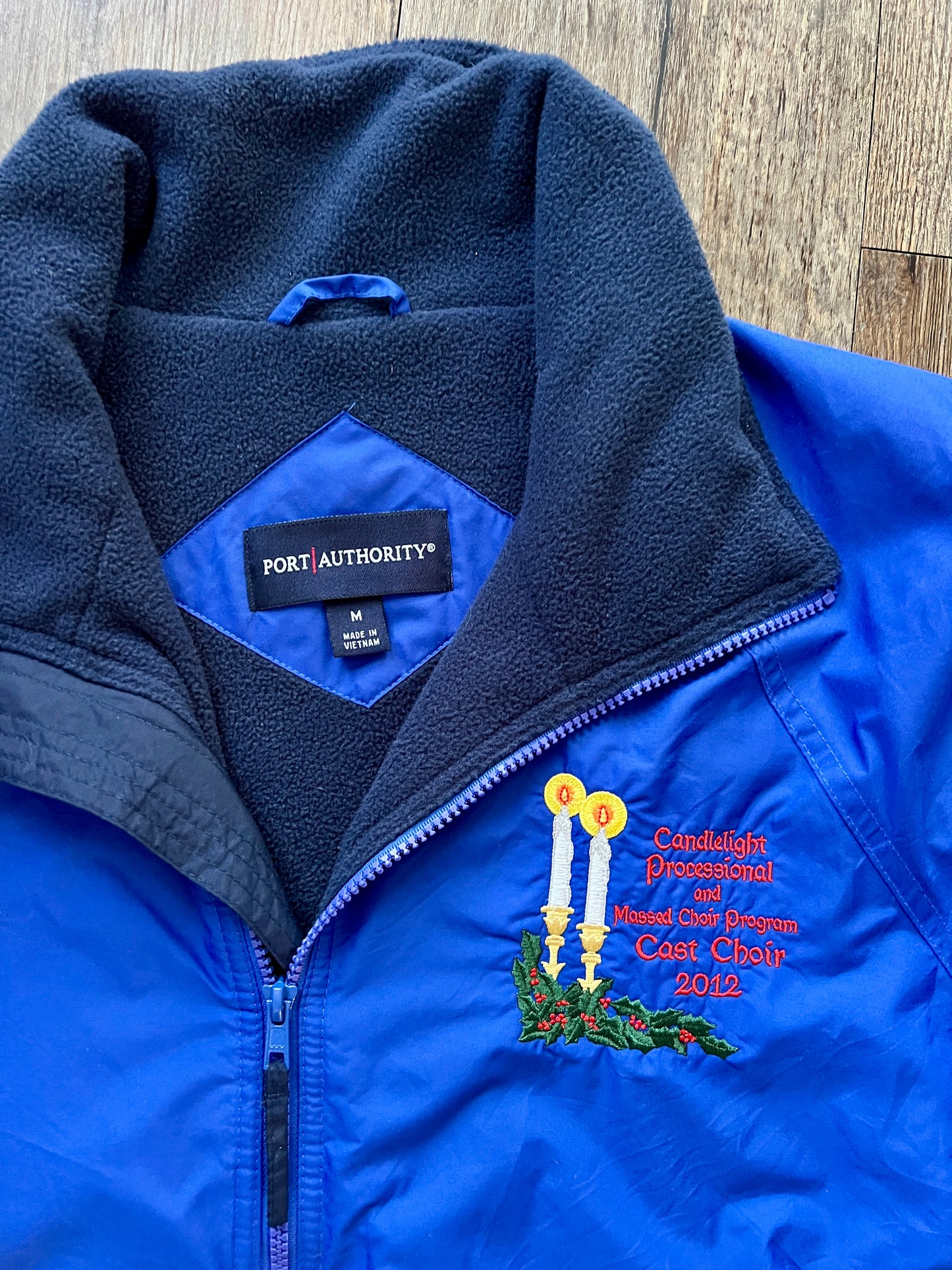 616 - EPCOT 2012 Candlelight Processional Choir Member Sample Jacket - M