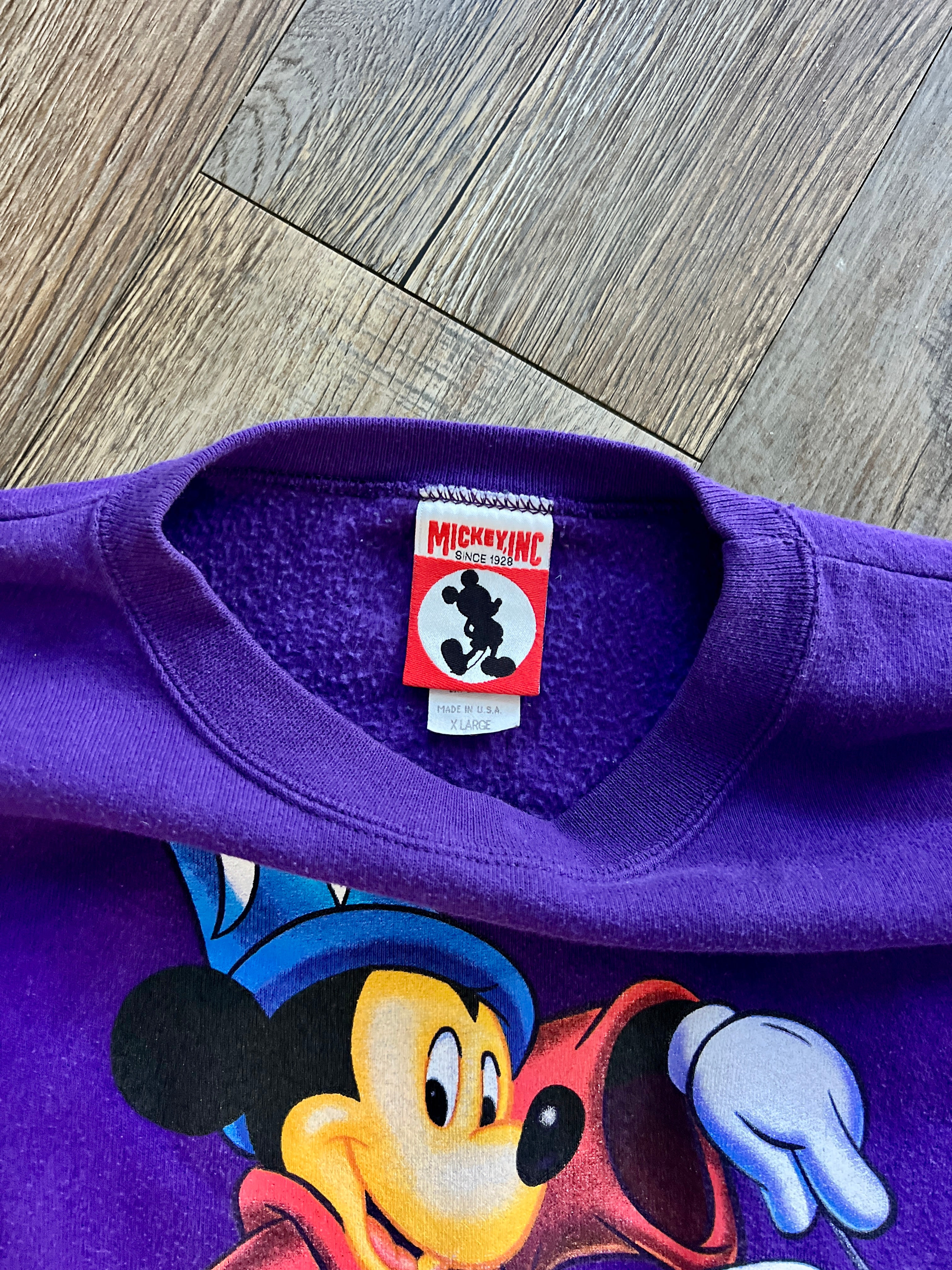 1142 -Purple Sorcerer Mickey 25th Anniversary Crewneck - XL