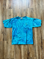 91 -Blue Tie-Dye Embroidered Typhoon Lagoon Pocket Tee - L