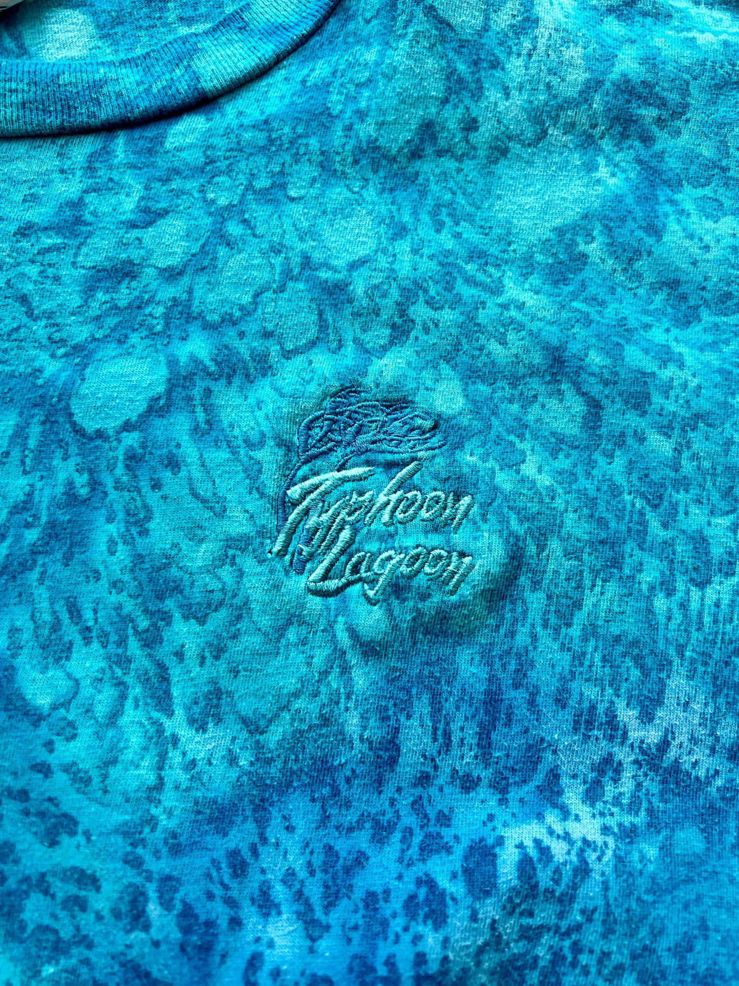 91 -Blue Tie-Dye Embroidered Typhoon Lagoon Pocket Tee - L