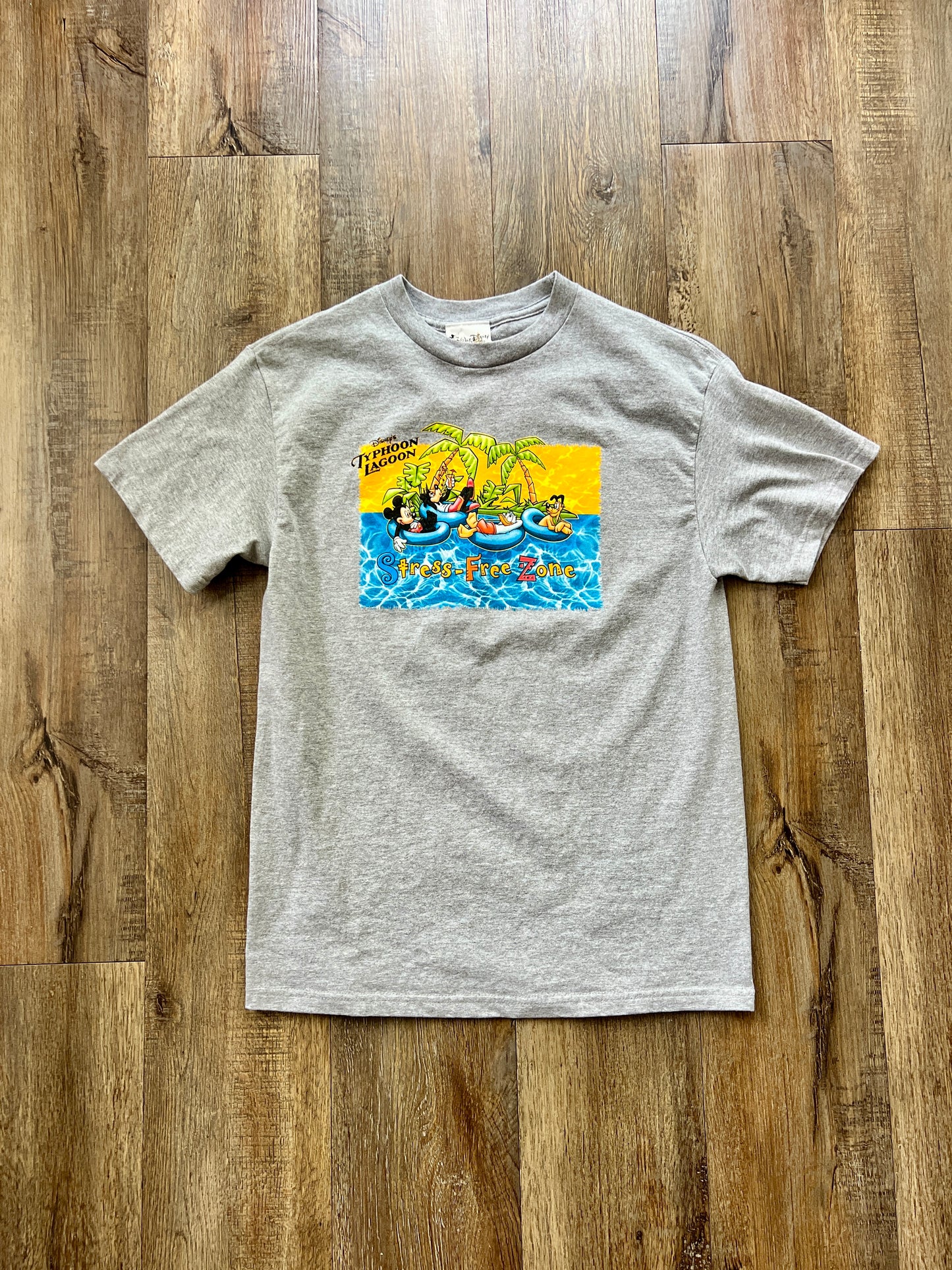 105 -Grey Typhoon Lagoon Lazy River Shirt - M