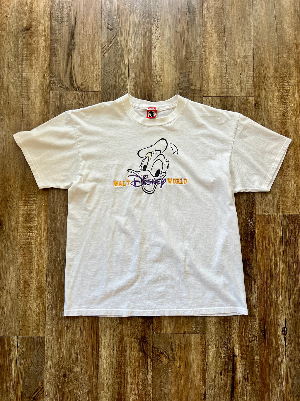 178 -White Embroidered Donald Duck WDW Tee - XL