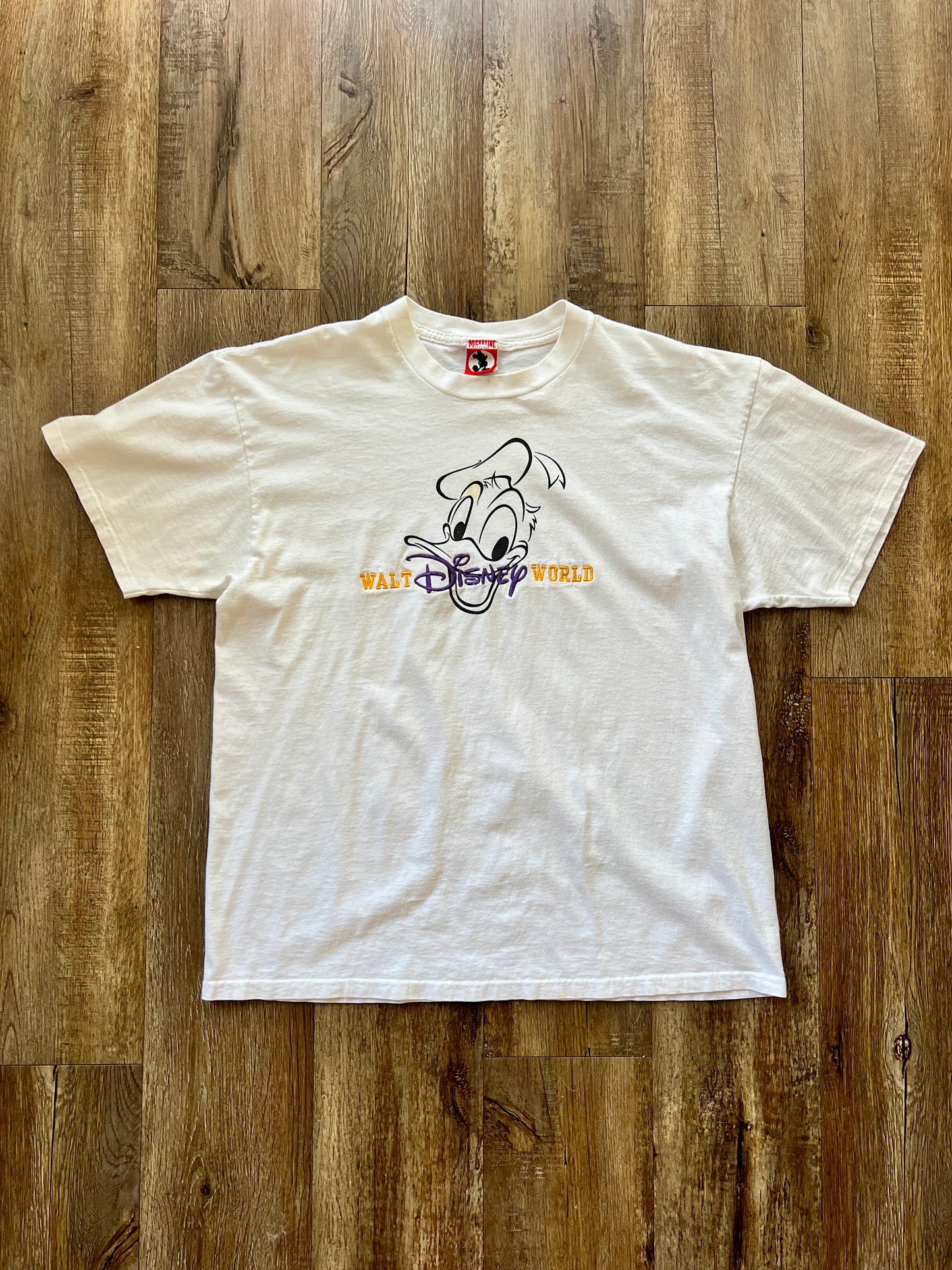 178 -White Embroidered Donald Duck WDW Tee - XL
